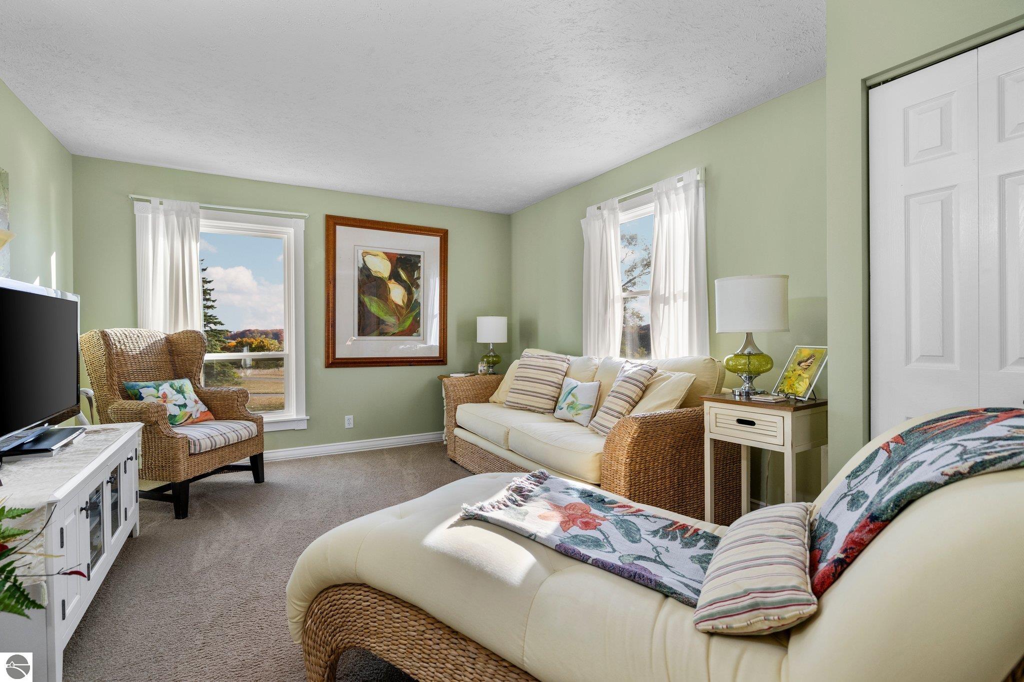 Traverse City, Michigan, 49684, United States, ,5 BathroomsBathrooms,Residential,Active,1831839