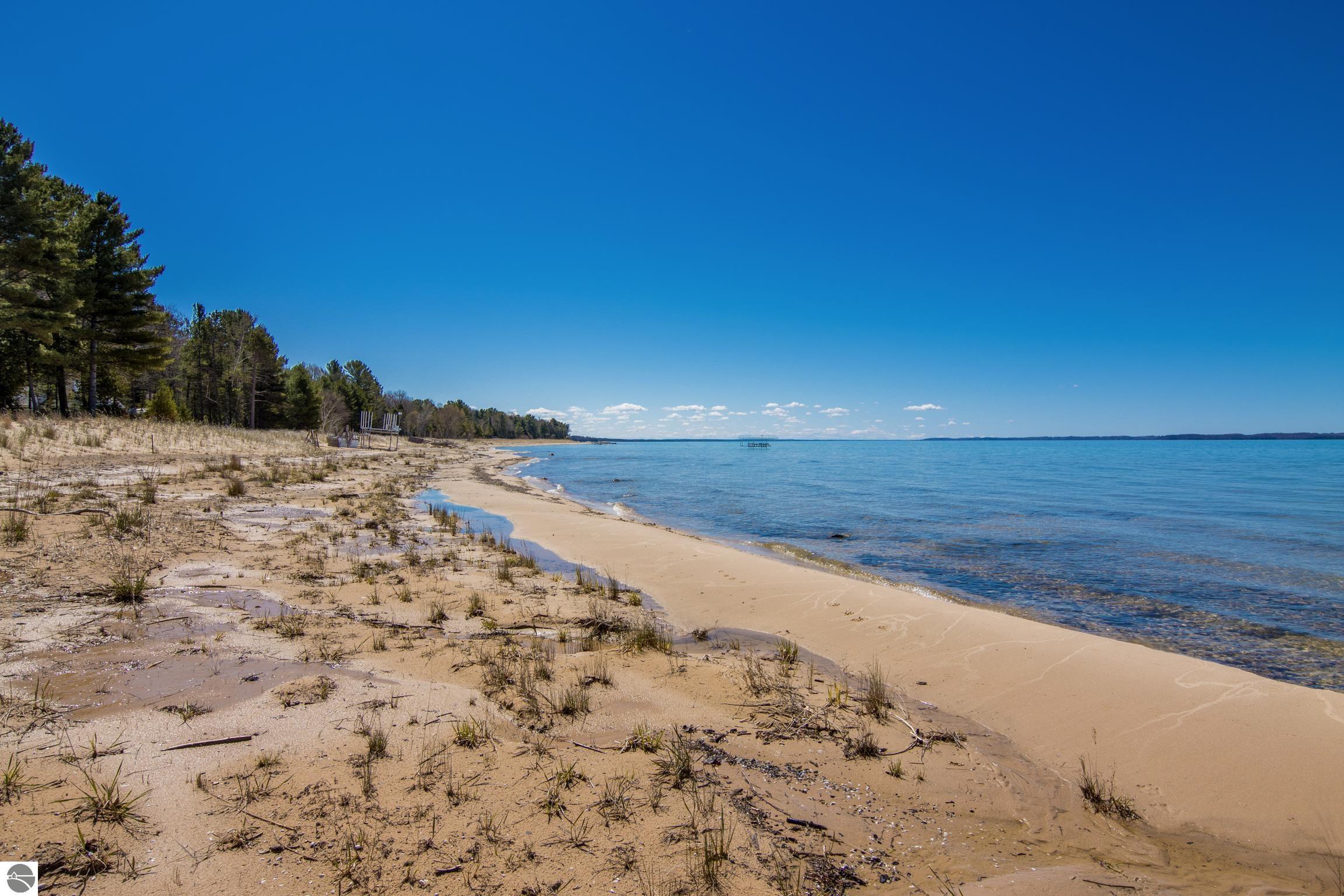 Kewadin, Michigan, 49648, United States, 5 Bedrooms Bedrooms, ,6 BathroomsBathrooms,Residential,Active,2032911