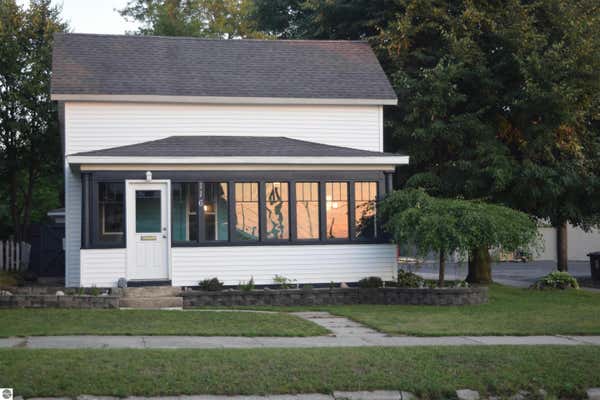 116 E BREMER ST, CADILLAC, MI 49601 - Image 1