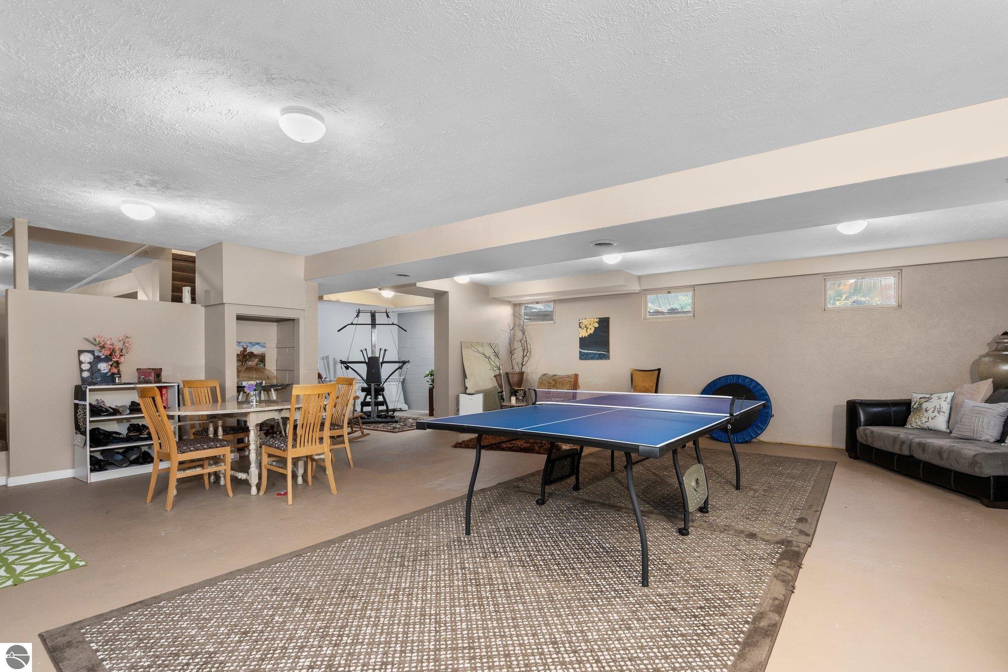 Traverse City, Michigan, 49684, United States, ,5 BathroomsBathrooms,Residential,Active,1831839