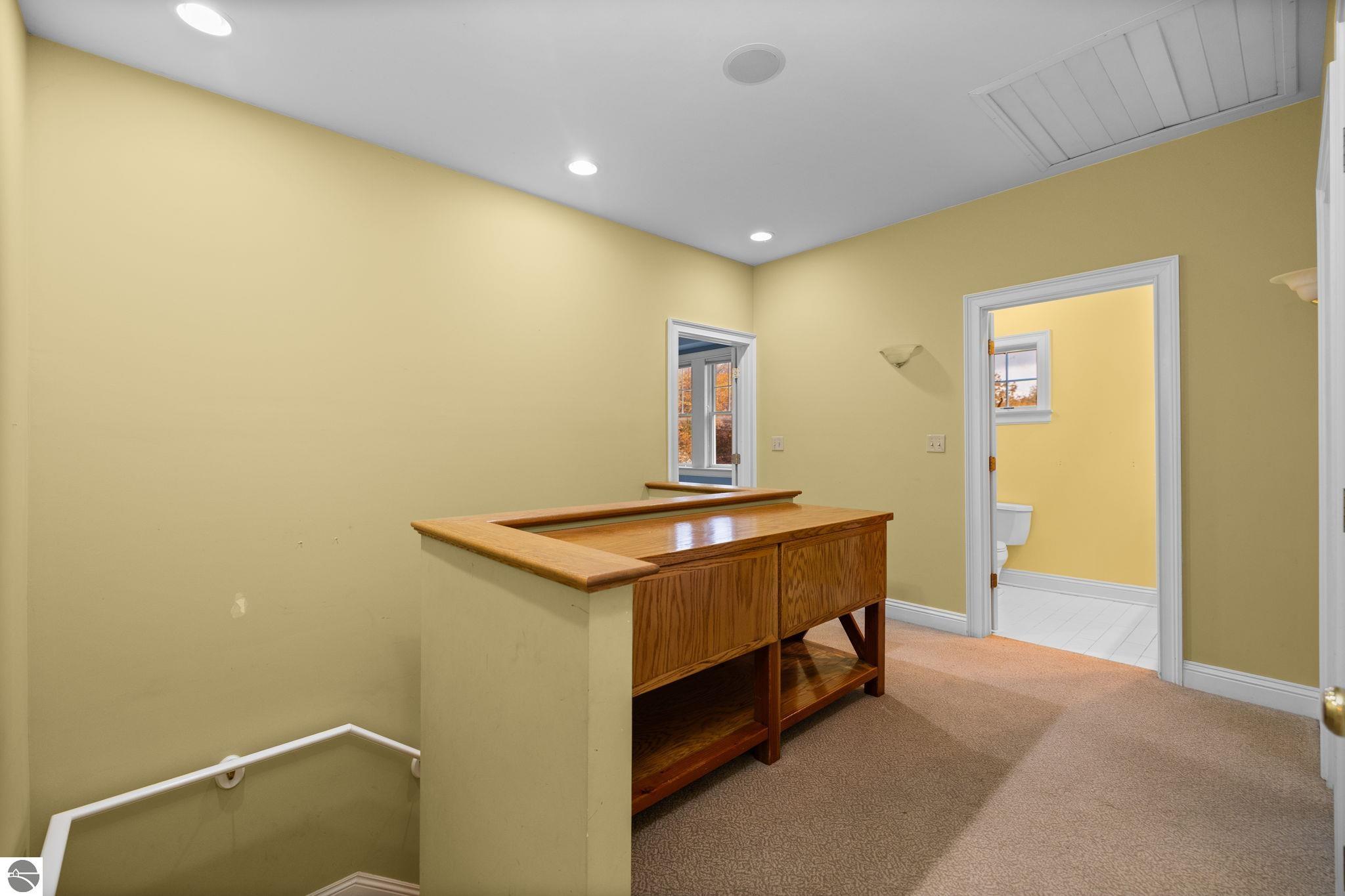 Traverse City, Michigan, 49686, United States, 4 Bedrooms Bedrooms, ,4 BathroomsBathrooms,Residential,Active,1990613