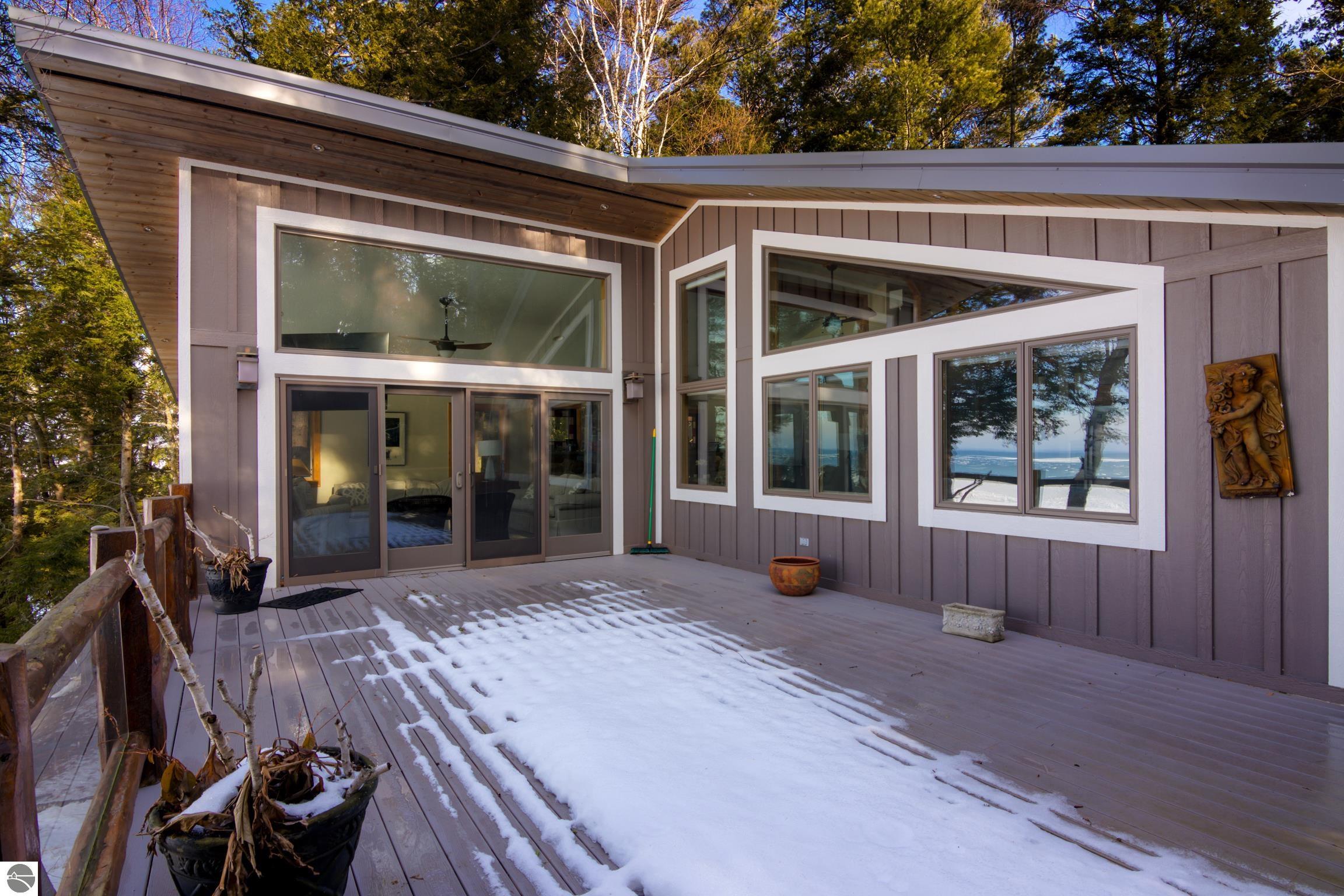 Kewadin, Michigan, 49648, United States, 5 Bedrooms Bedrooms, ,2 BathroomsBathrooms,Residential,Active,2009166