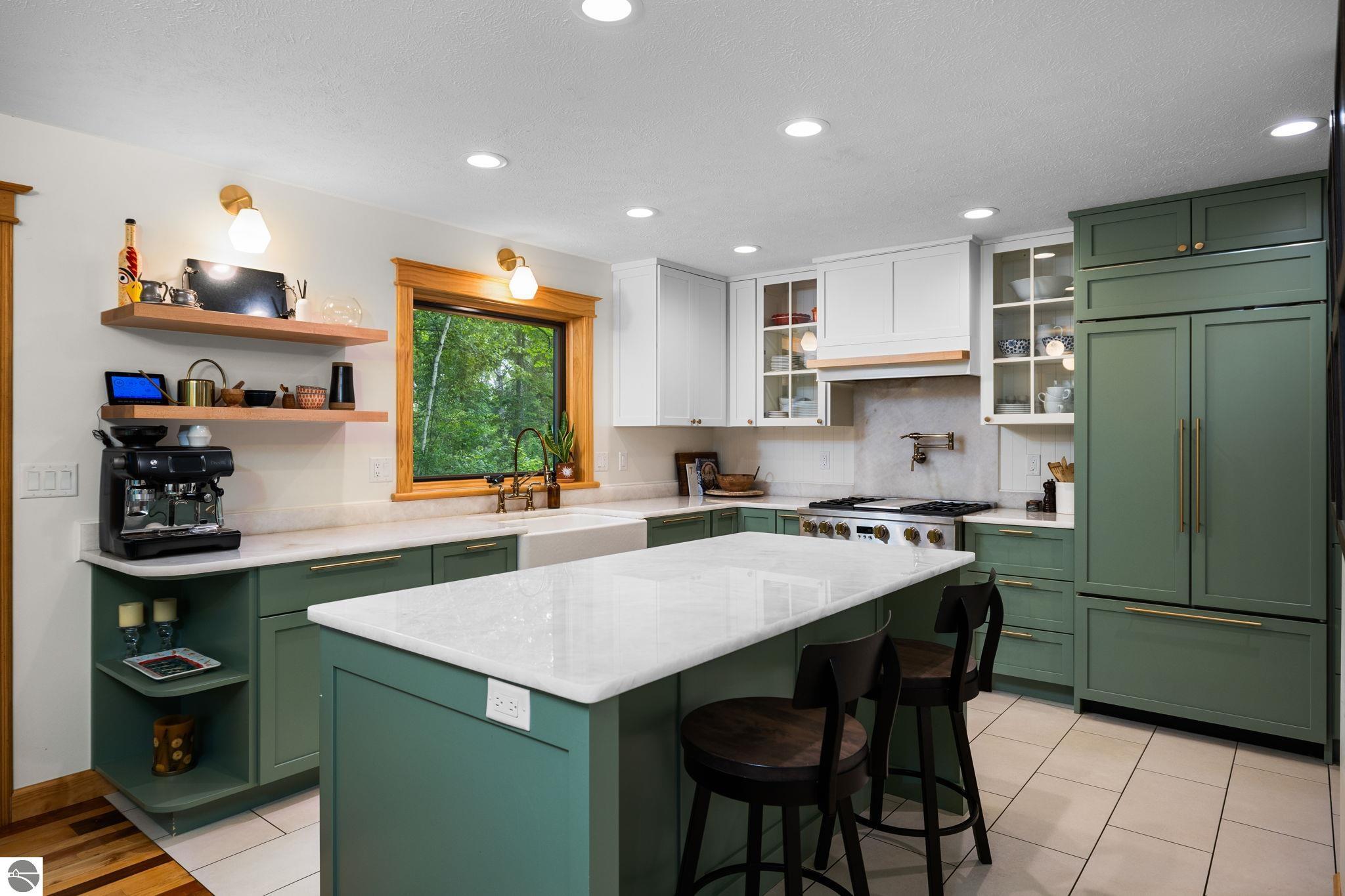 Traverse City, Michigan, 49684, United States, 4 Bedrooms Bedrooms, ,3 BathroomsBathrooms,Residential,Active,1909642