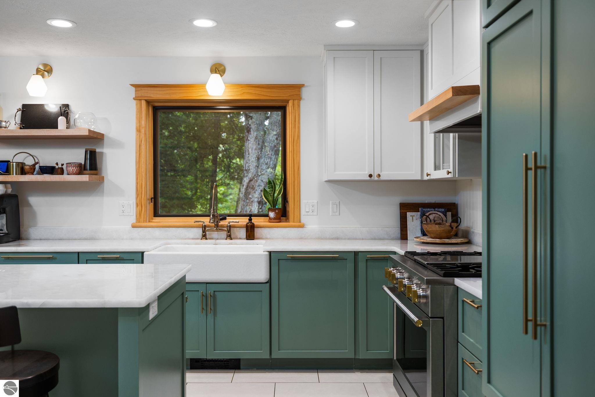 Traverse City, Michigan, 49684, United States, 4 Bedrooms Bedrooms, ,3 BathroomsBathrooms,Residential,Active,1909642