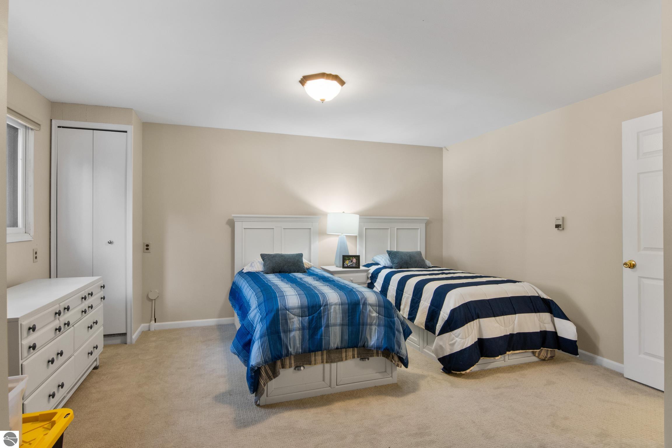 Kewadin, Michigan, 49648, United States, 5 Bedrooms Bedrooms, ,2 BathroomsBathrooms,Residential,Active,2009166