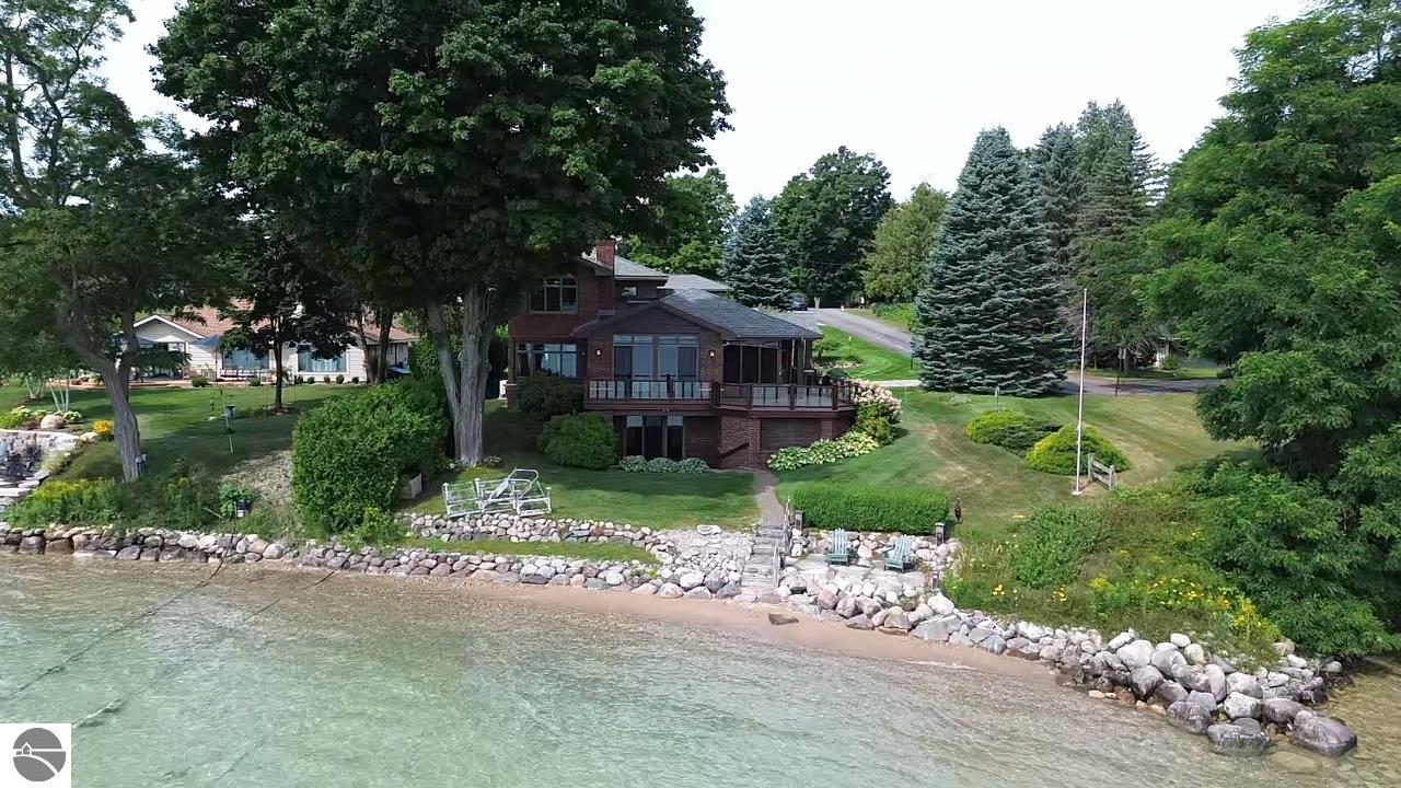 Kewadin, Michigan, 49648, United States, 5 Bedrooms Bedrooms, ,6 BathroomsBathrooms,Residential,Active,1914924