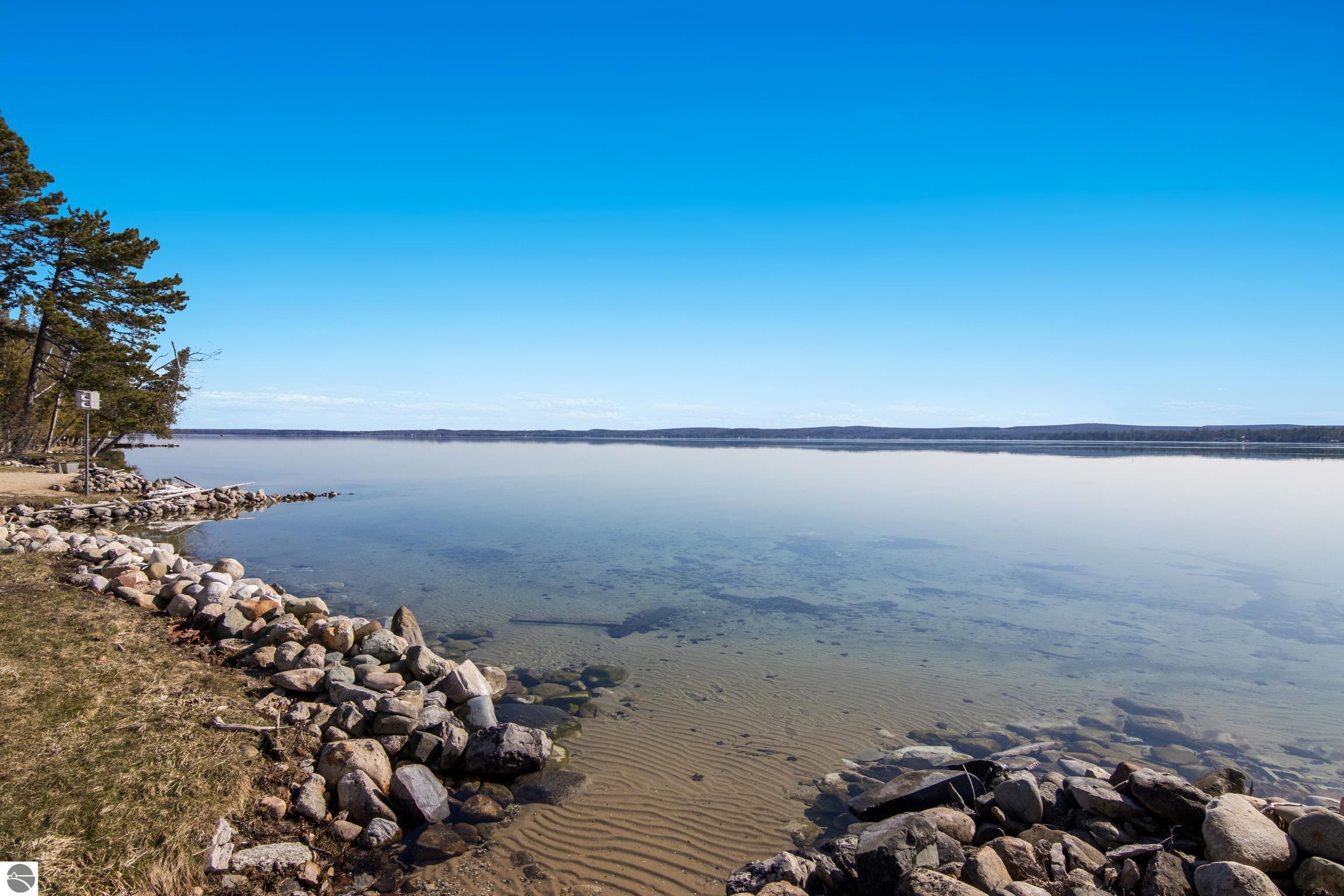 Rapid City, Michigan, 49676, United States, 4 Bedrooms Bedrooms, ,1 BathroomBathrooms,Residential,Active,1756383