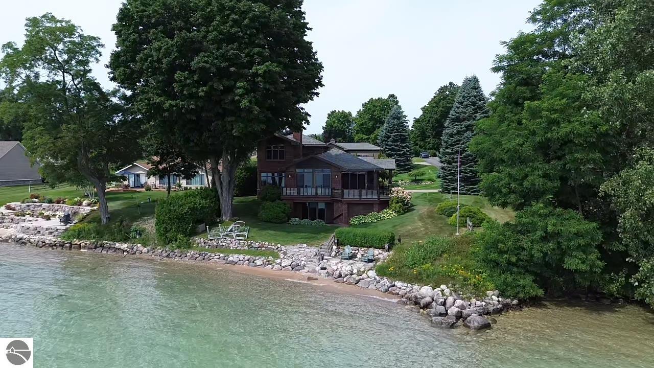 Kewadin, Michigan, 49648, United States, 5 Bedrooms Bedrooms, ,6 BathroomsBathrooms,Residential,Active,1914924