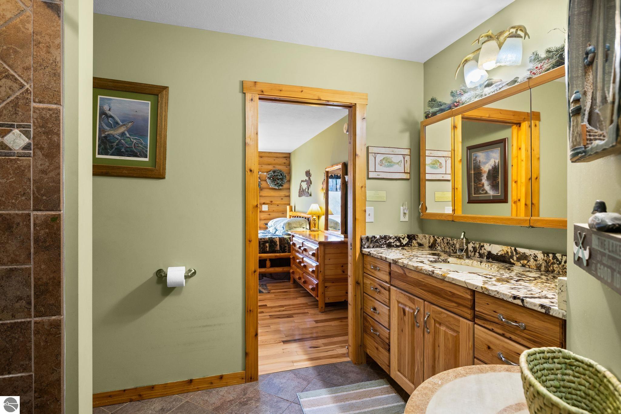 Traverse City, Michigan, 49696, United States, 2 Bedrooms Bedrooms, ,3 BathroomsBathrooms,Residential,Active,1985865