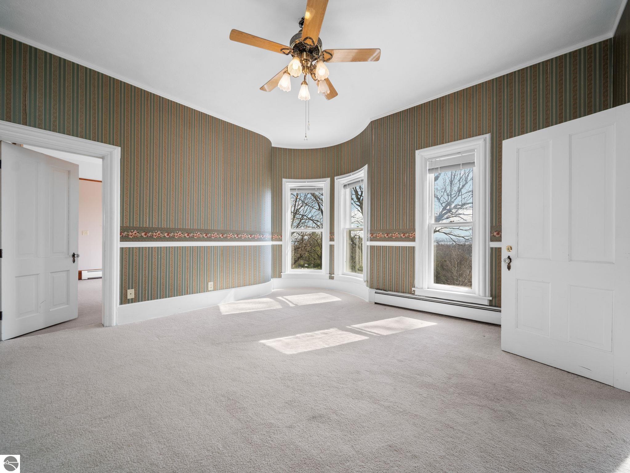 Traverse City, Michigan, 49684, United States, 5 Bedrooms Bedrooms, ,4 BathroomsBathrooms,Residential,Active,2043274