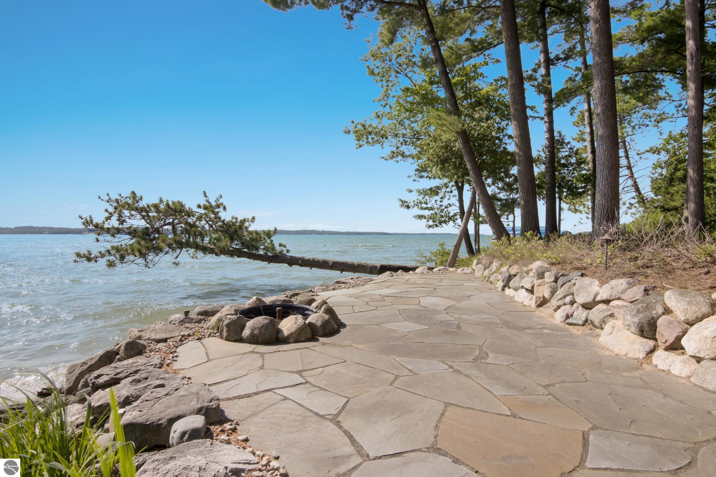 Williamsburg, Michigan, 49690, United States, 3 Bedrooms Bedrooms, ,3 BathroomsBathrooms,Residential,Active,1900200