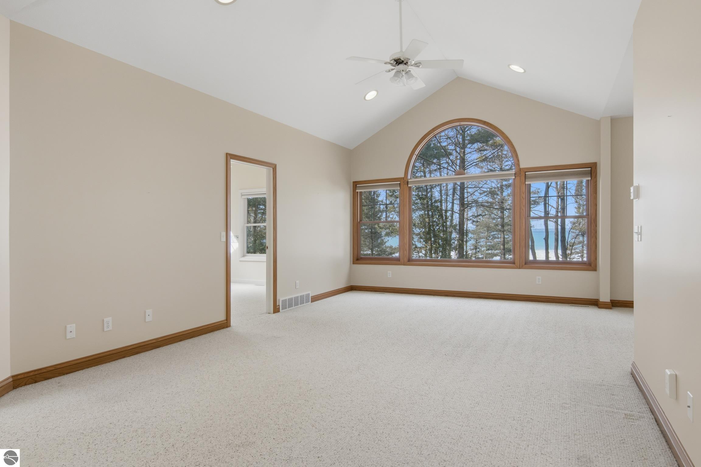Kewadin, Michigan, 49648, United States, 5 Bedrooms Bedrooms, ,6 BathroomsBathrooms,Residential,Active,2032911