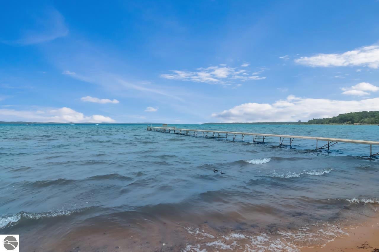 Traverse City, Michigan, 49686, United States, ,4 BathroomsBathrooms,Residential,Active,1769865