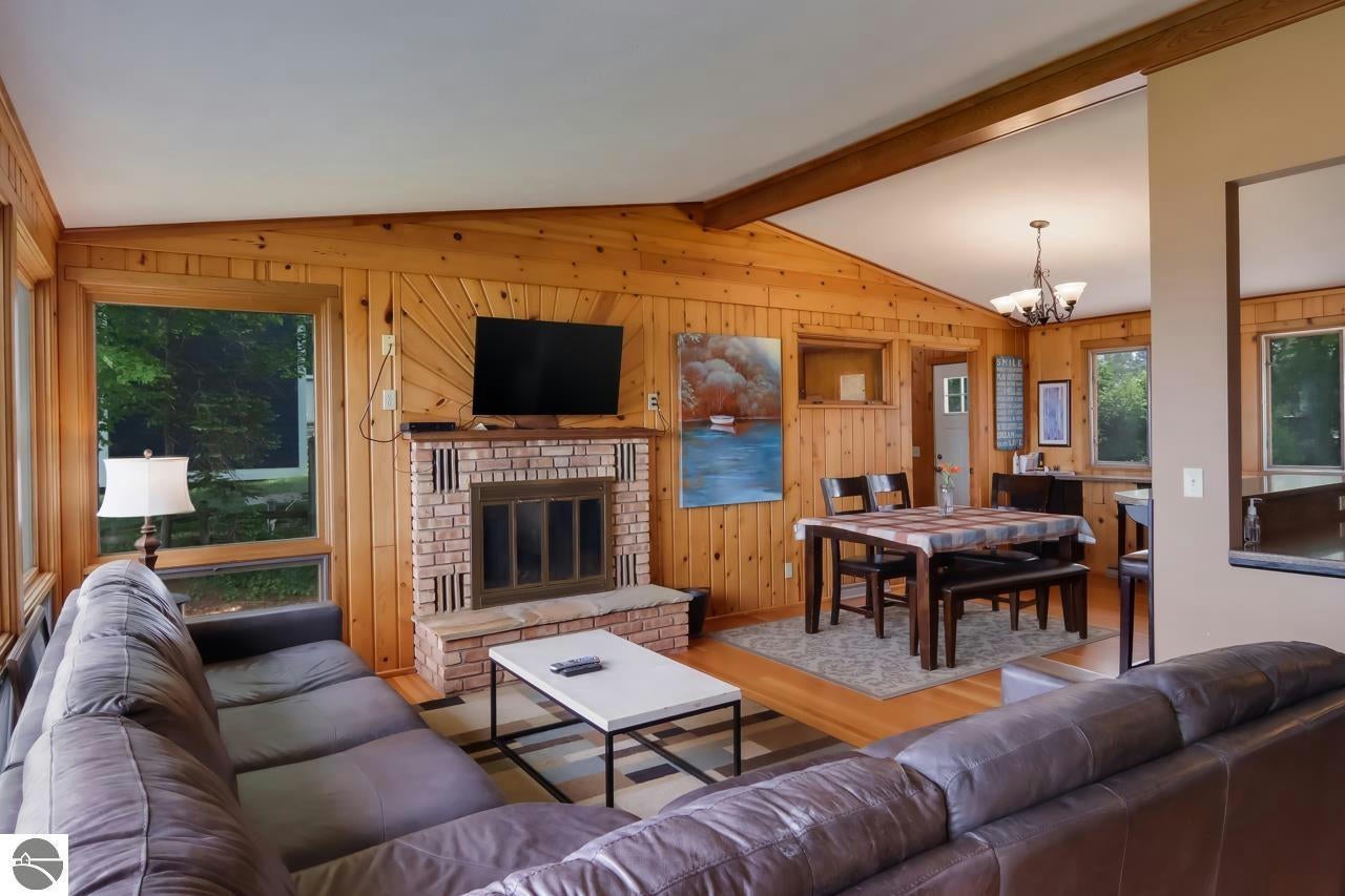 Traverse City, Michigan, 49686, United States, ,4 BathroomsBathrooms,Residential,Active,1769865