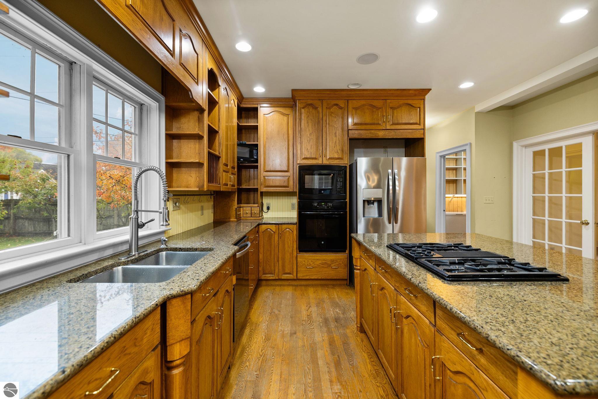 Traverse City, Michigan, 49686, United States, 4 Bedrooms Bedrooms, ,4 BathroomsBathrooms,Residential,Active,1990613