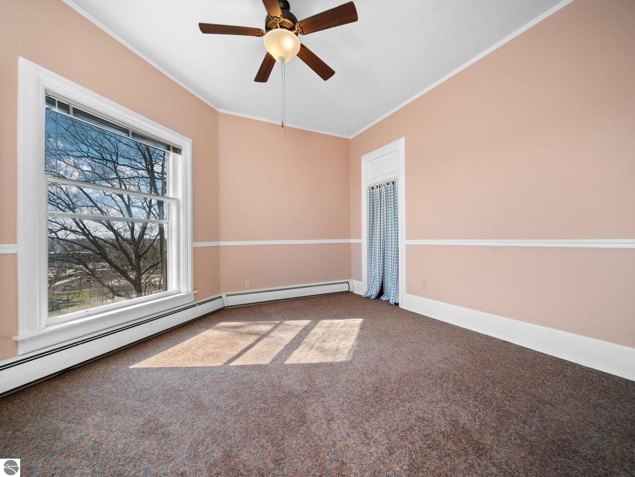 Traverse City, Michigan, 49684, United States, 5 Bedrooms Bedrooms, ,4 BathroomsBathrooms,Residential,Active,2043274