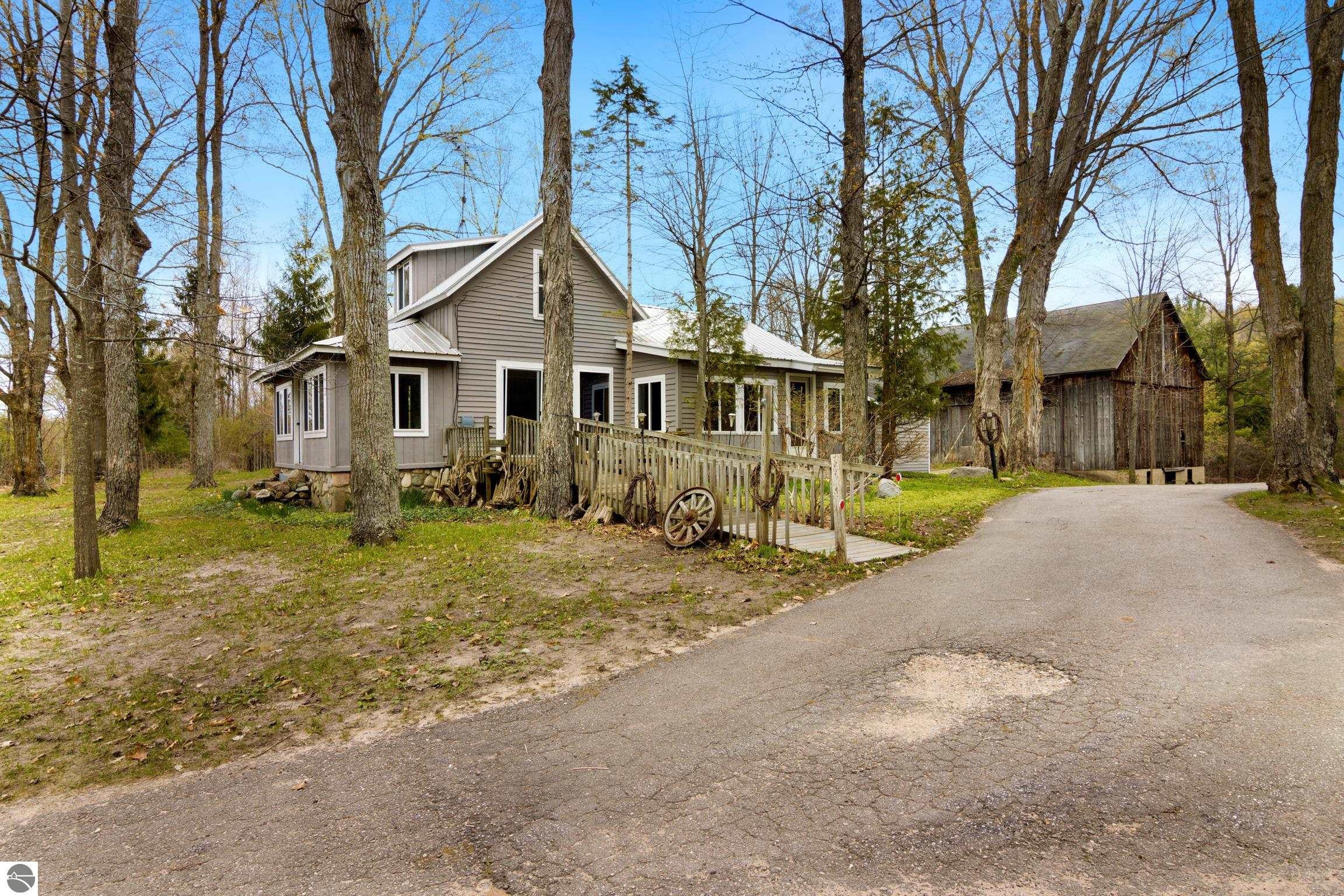 Central Lake, Michigan, 49622, United States, 2 Bedrooms Bedrooms, ,1 BathroomBathrooms,Residential,Active,2045623