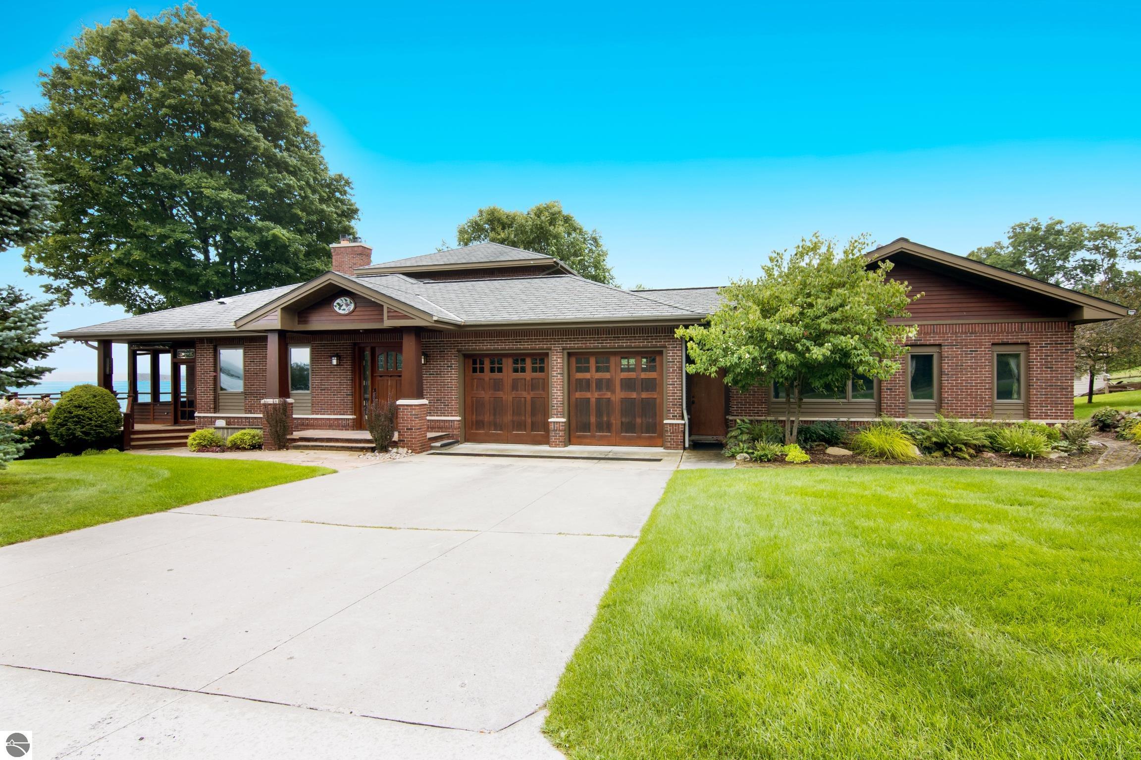 Kewadin, Michigan, 49648, United States, 5 Bedrooms Bedrooms, ,6 BathroomsBathrooms,Residential,Active,1914924