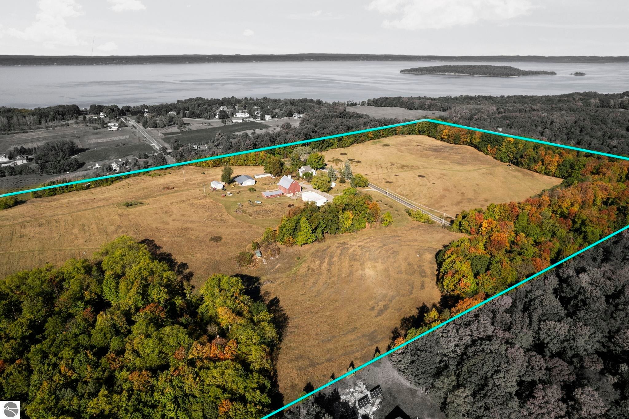 Traverse City, Michigan, 49686, United States, 4 Bedrooms Bedrooms, ,2 BathroomsBathrooms,Residential,Active,1934796