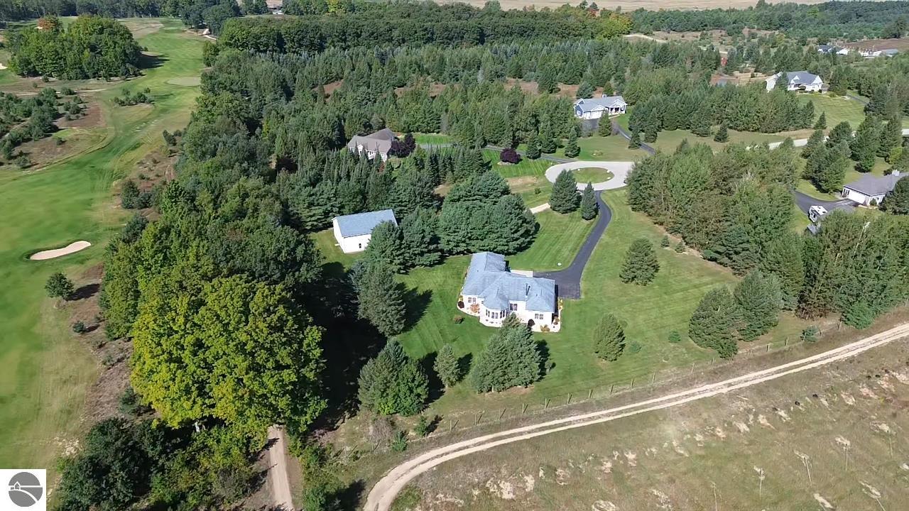 Williamsburg, Michigan, 49690, United States, 3 Bedrooms Bedrooms, ,3 BathroomsBathrooms,Residential,Active,1945241