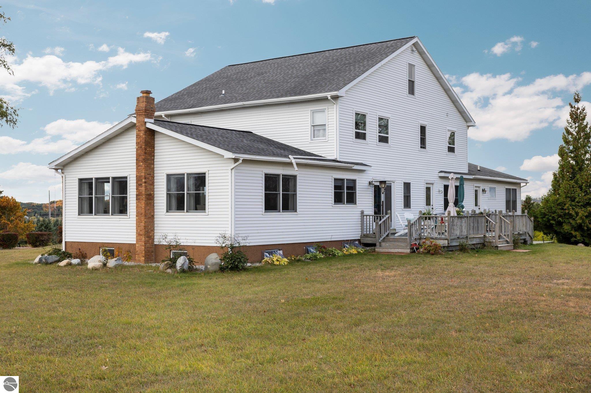 Traverse City, Michigan, 49684, United States, ,5 BathroomsBathrooms,Residential,Active,1831839