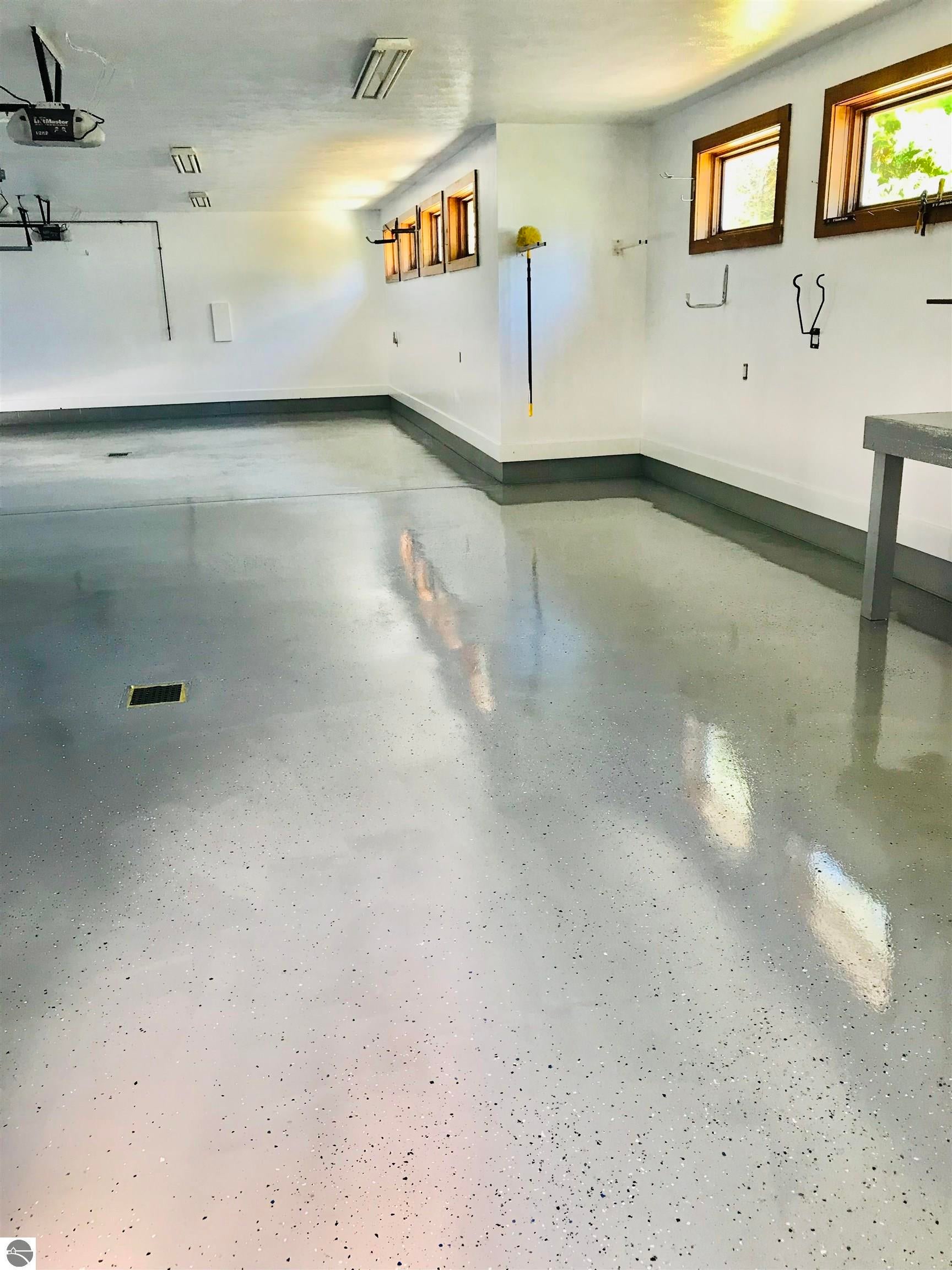 Manistique, Michigan, 49854, United States, 5 Bedrooms Bedrooms, ,5 BathroomsBathrooms,Residential,Active,1778718