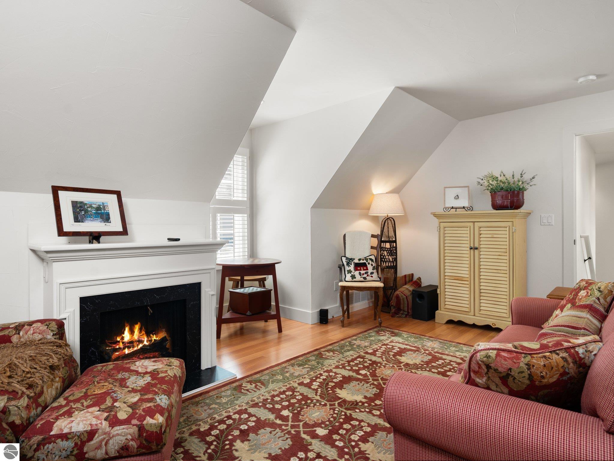 Thompsonville, Michigan, 49683, United States, 5 Bedrooms Bedrooms, ,6 BathroomsBathrooms,Residential,Active,1820794