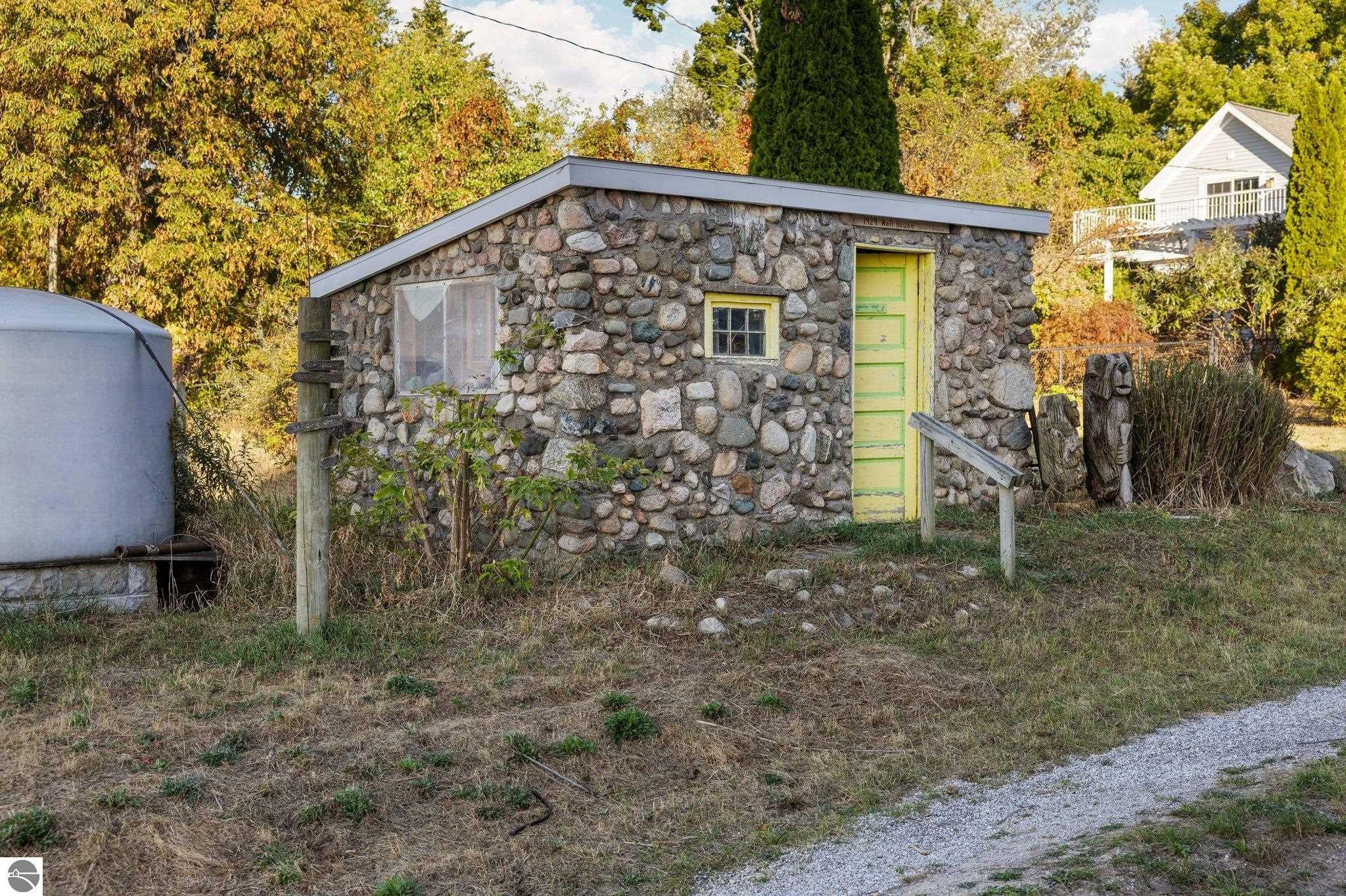 Traverse City, Michigan, 49686, United States, 4 Bedrooms Bedrooms, ,2 BathroomsBathrooms,Residential,Active,1934796