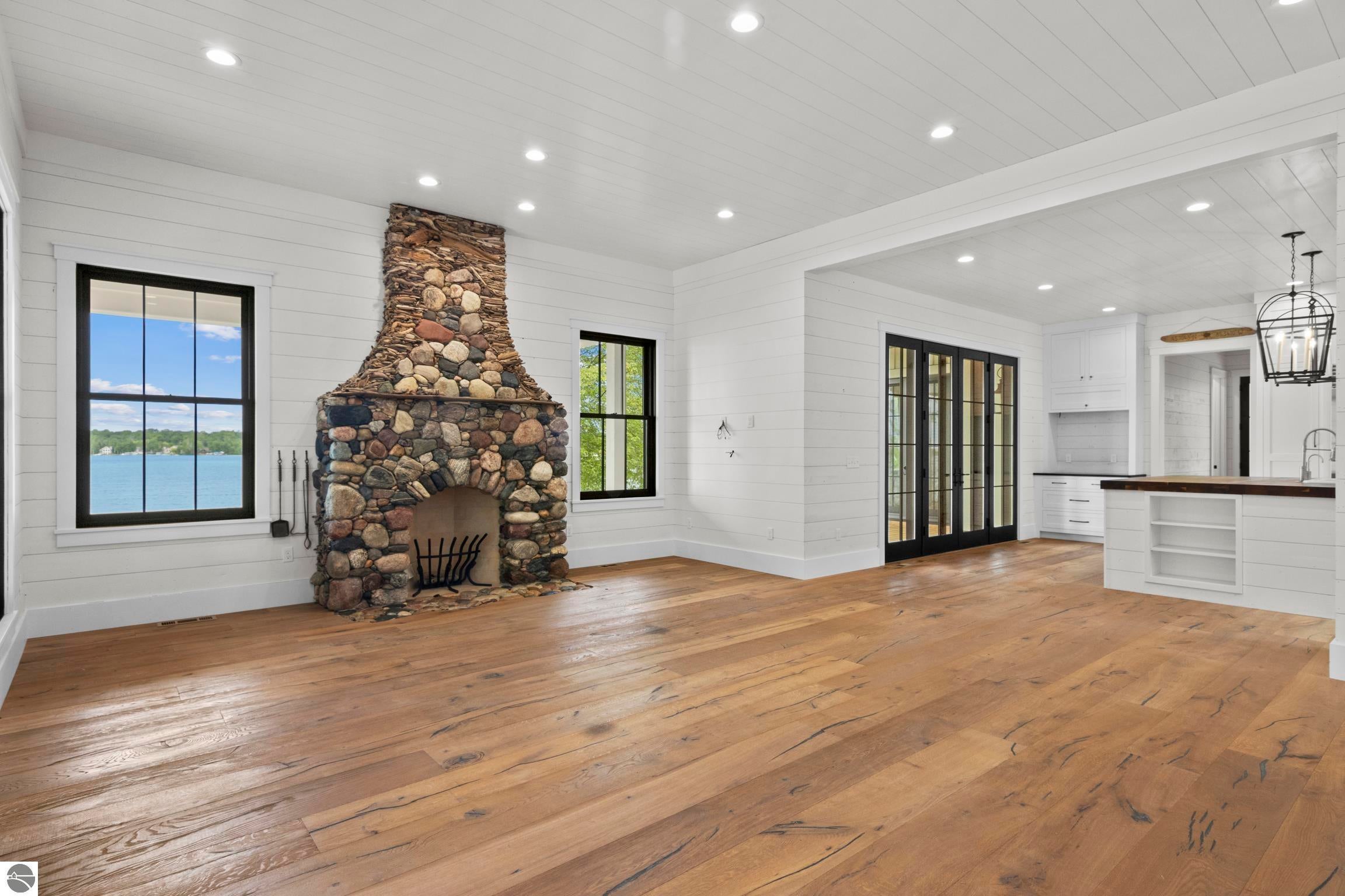 Central Lake, Michigan, 49622, United States, 3 Bedrooms Bedrooms, ,4 BathroomsBathrooms,Residential,Active,1871658