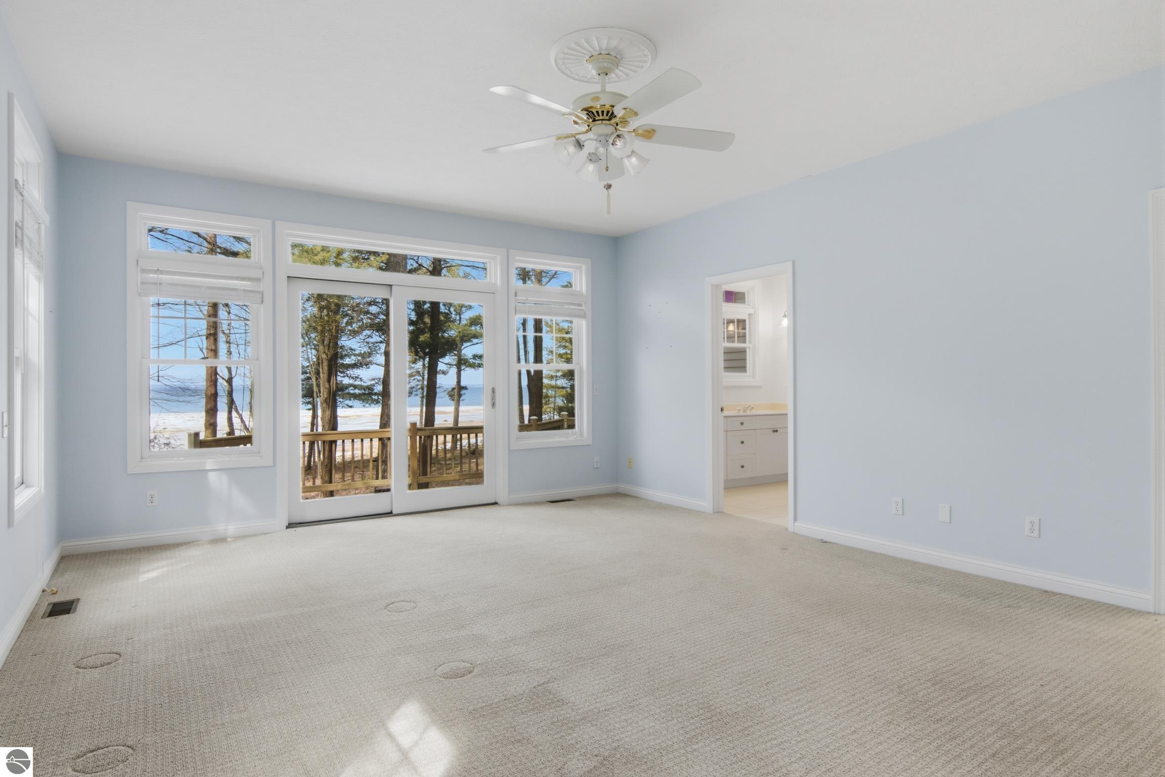 Kewadin, Michigan, 49648, United States, 5 Bedrooms Bedrooms, ,6 BathroomsBathrooms,Residential,Active,2032911