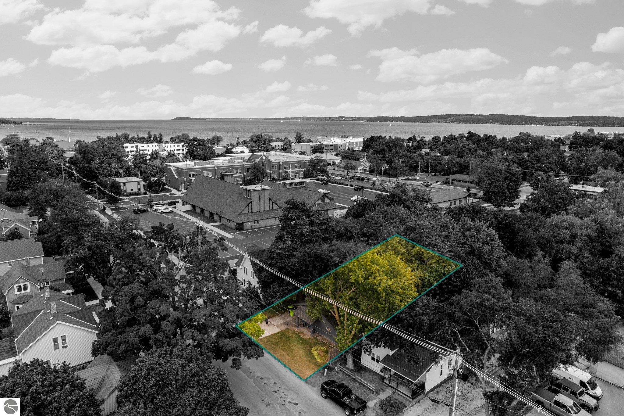 Traverse City, Michigan, 49684, United States, ,4 BathroomsBathrooms,Residential,Active,1770082