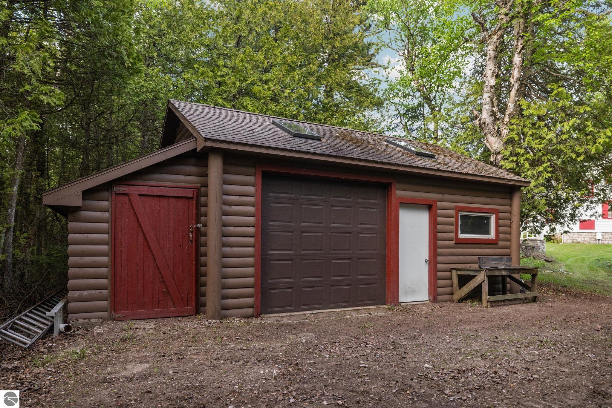 De Tour Village, Michigan, 49725, United States, 3 Bedrooms Bedrooms, ,1 BathroomBathrooms,Residential,Active,1863306