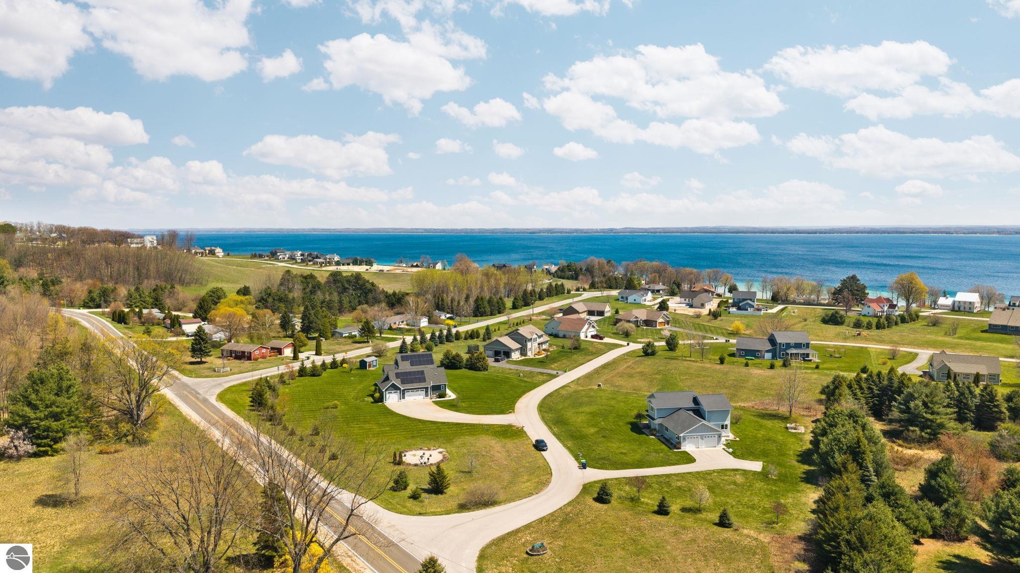 Traverse City, Michigan, 49686, United States, 4 Bedrooms Bedrooms, ,3 BathroomsBathrooms,Residential,Active,2045716