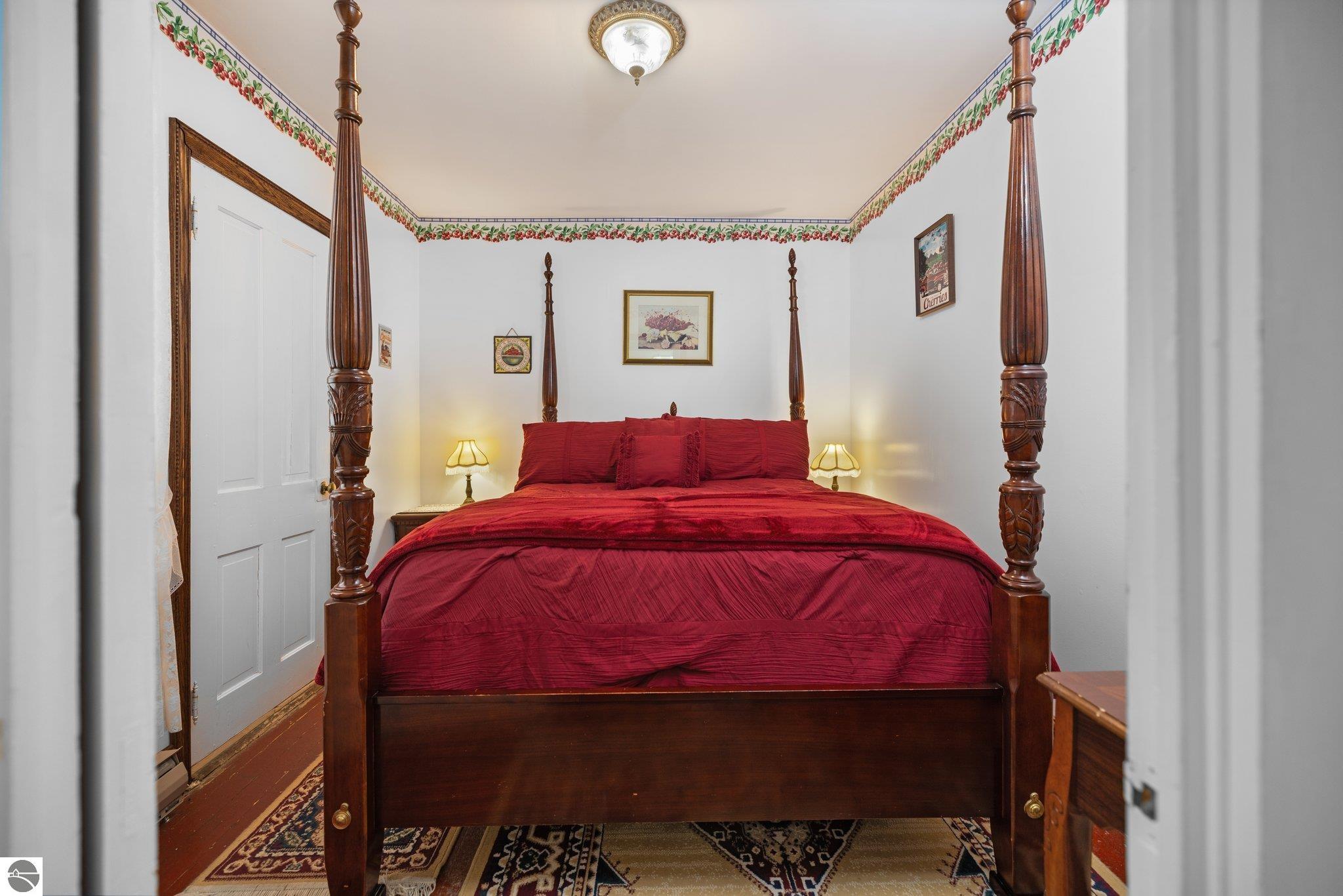 Traverse City, Michigan, 49686, United States, 11 Bedrooms Bedrooms, ,12 BathroomsBathrooms,Residential,Active,1871584