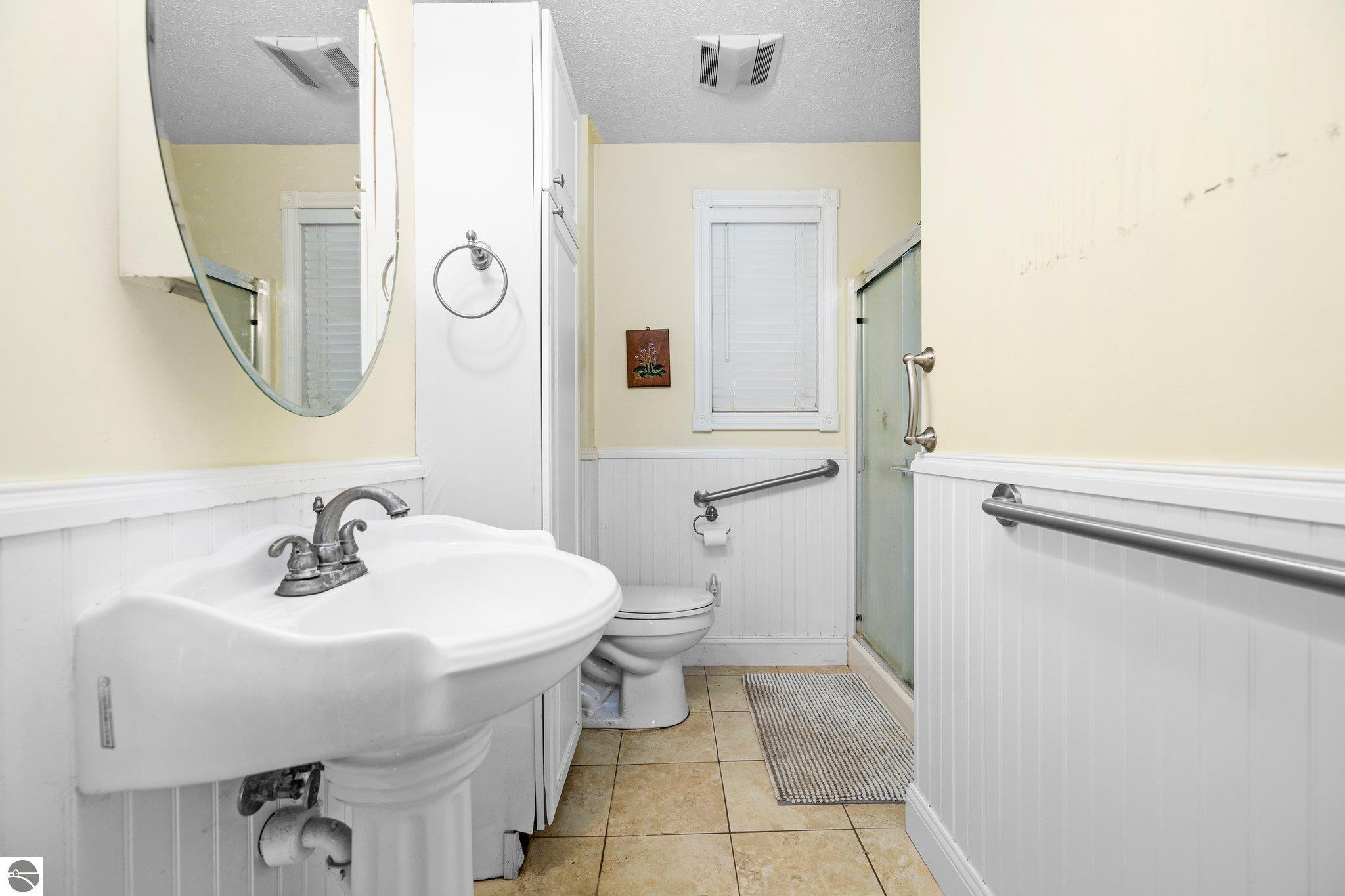 Traverse City, Michigan, 49686, United States, 4 Bedrooms Bedrooms, ,2 BathroomsBathrooms,Residential,Active,1934796