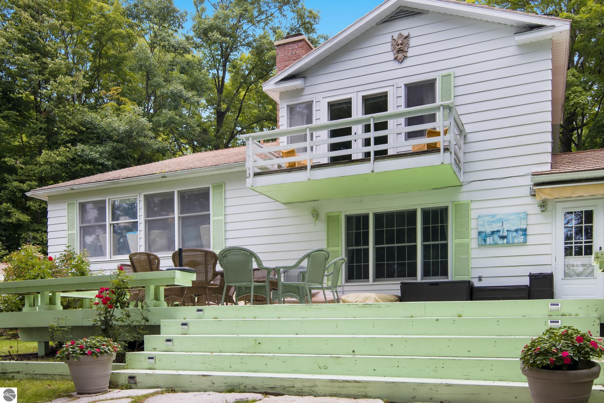Bellaire, Michigan, 49615, United States, 7 Bedrooms Bedrooms, ,5 BathroomsBathrooms,Residential,Active,1920264