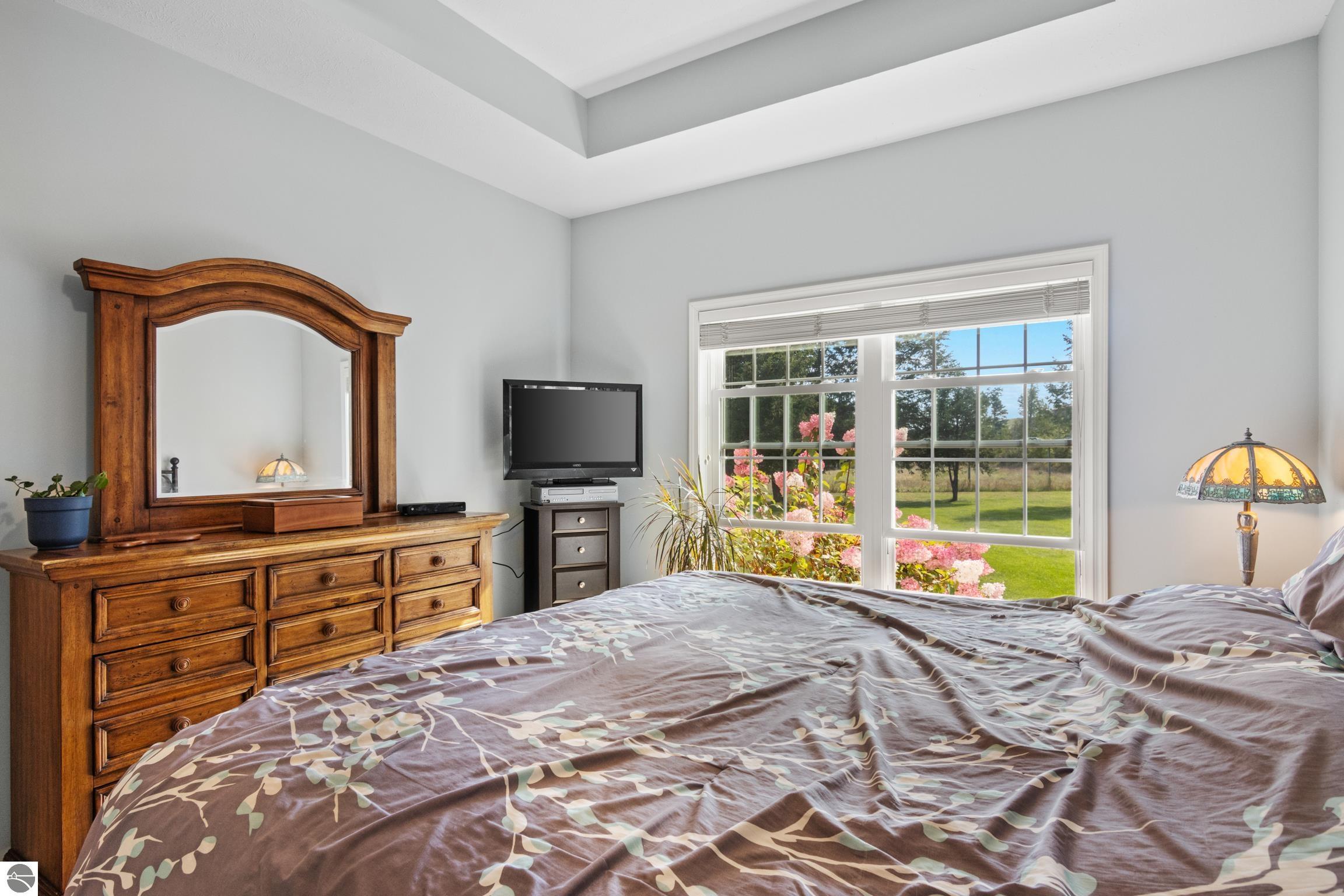 Williamsburg, Michigan, 49690, United States, 3 Bedrooms Bedrooms, ,3 BathroomsBathrooms,Residential,Active,1945241