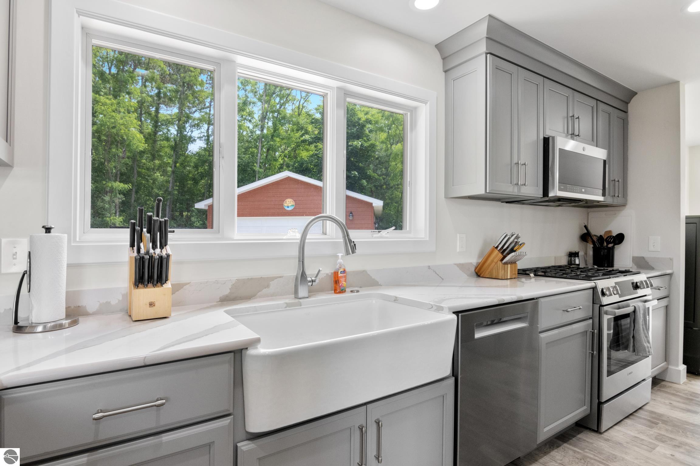 Alden, Michigan, 49612, United States, 4 Bedrooms Bedrooms, ,4 BathroomsBathrooms,Residential,Active,1876862