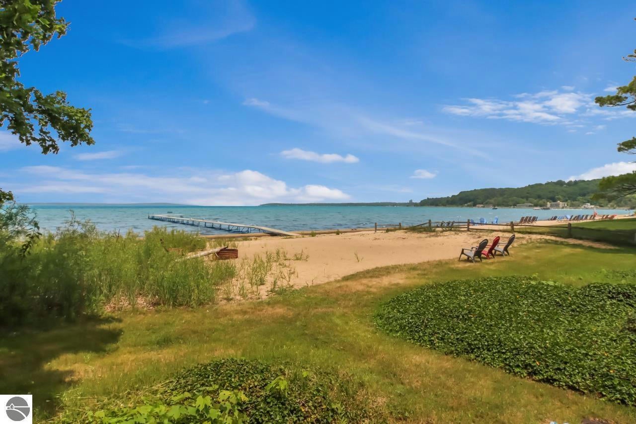 Traverse City, Michigan, 49686, United States, ,4 BathroomsBathrooms,Residential,Active,1769865