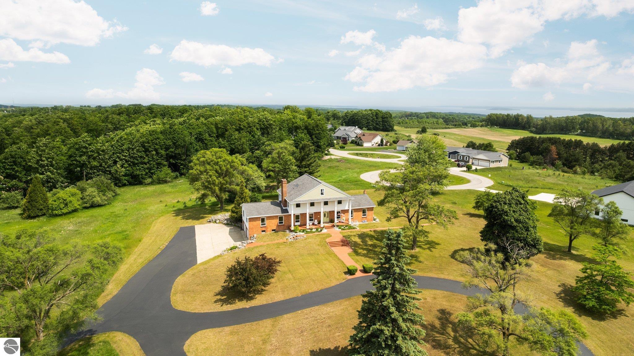 Traverse City, Michigan, 49684, United States, ,5 BathroomsBathrooms,Residential,Active,1831839