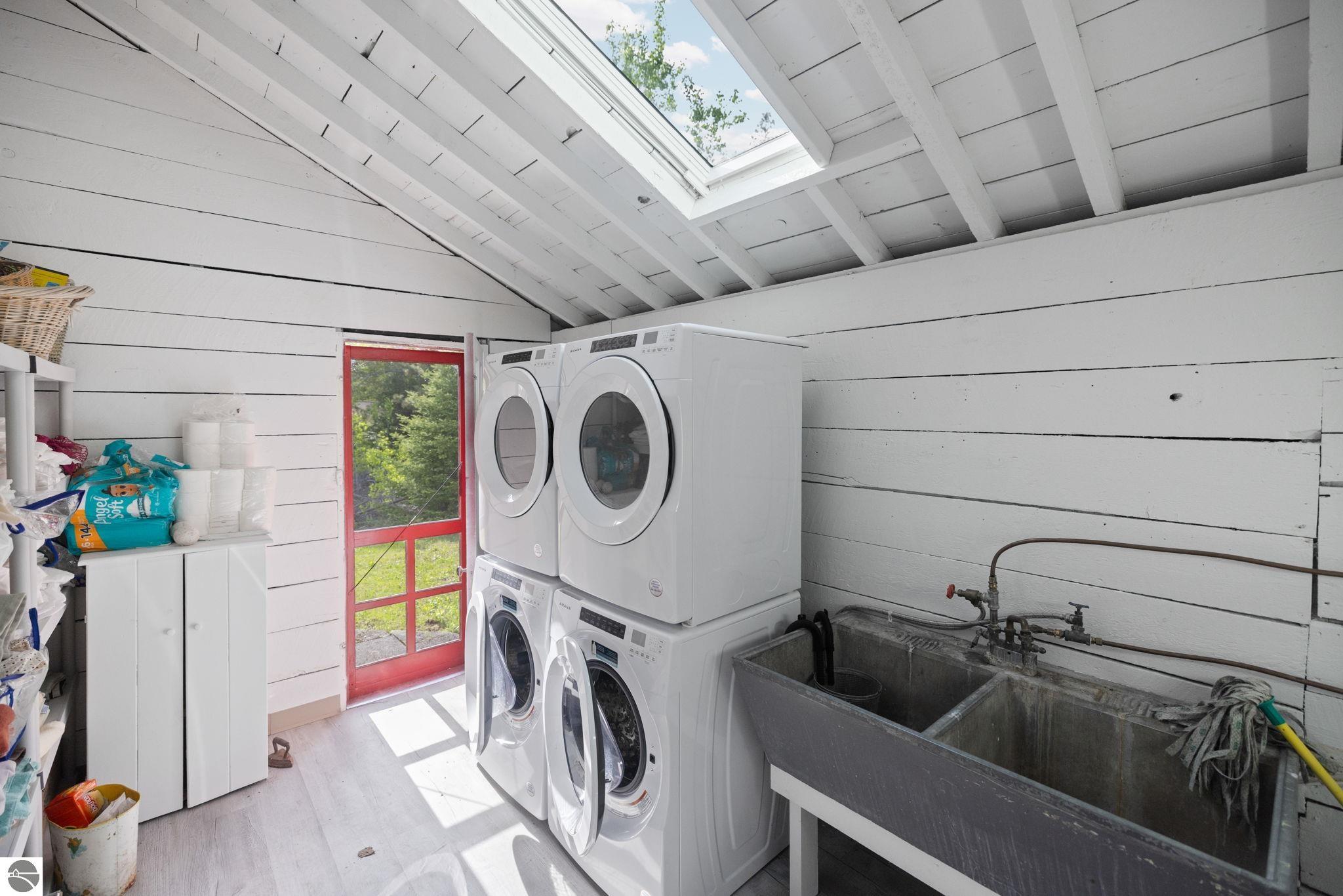 De Tour Village, Michigan, 49725, United States, 3 Bedrooms Bedrooms, ,1 BathroomBathrooms,Residential,Active,1863306