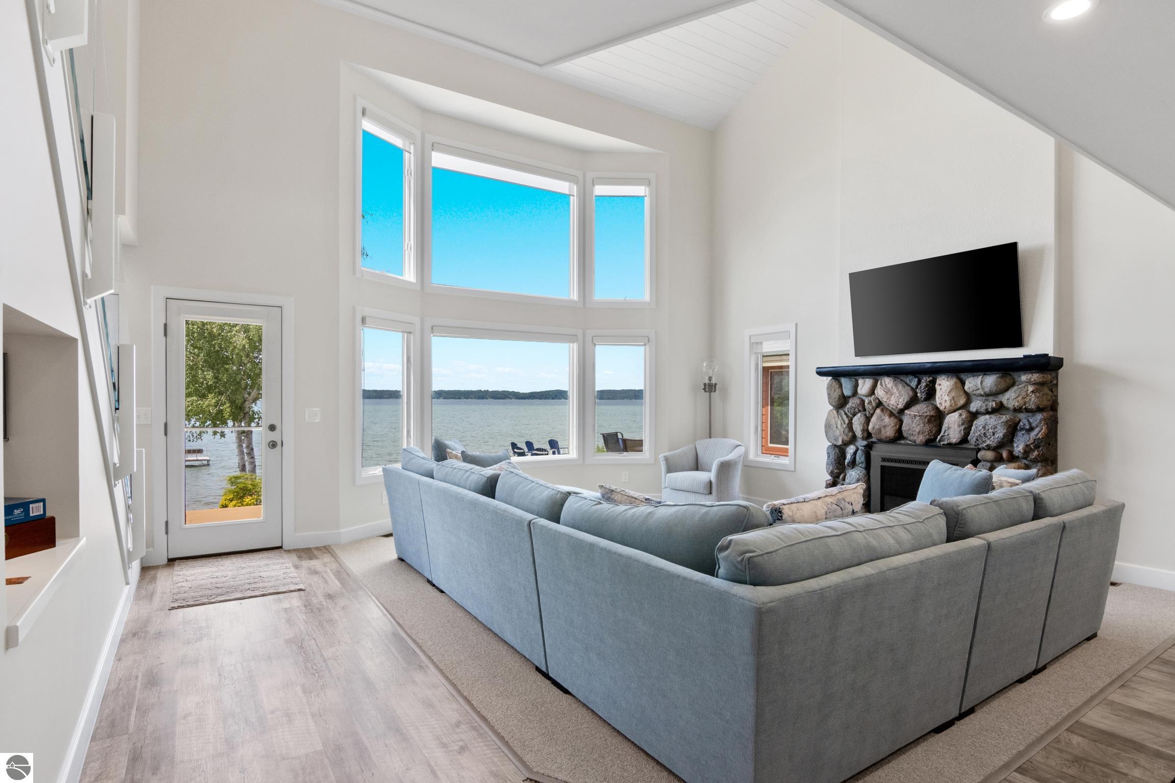 Alden, Michigan, 49612, United States, 4 Bedrooms Bedrooms, ,4 BathroomsBathrooms,Residential,Active,1876862