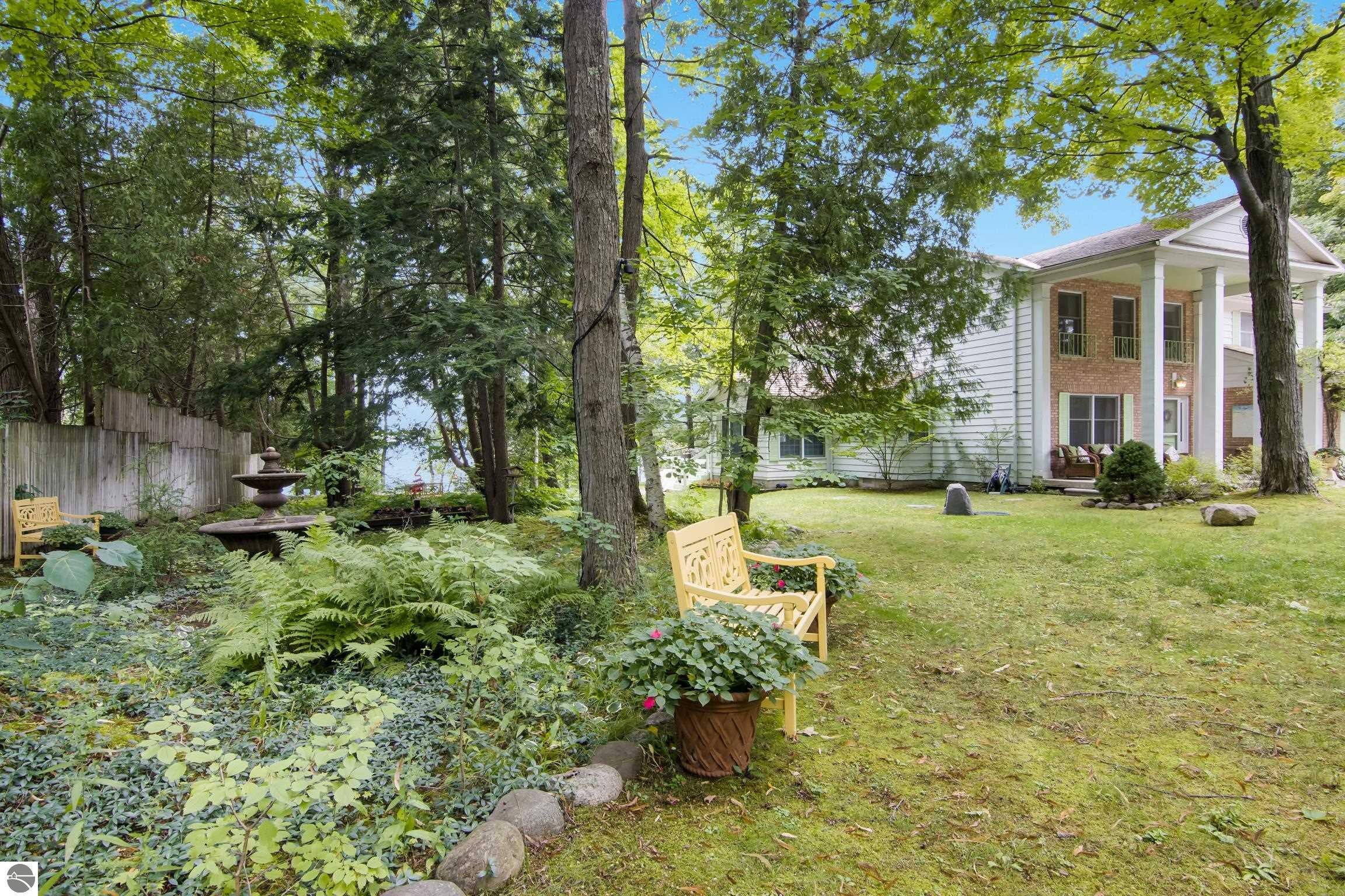 Bellaire, Michigan, 49615, United States, 7 Bedrooms Bedrooms, ,5 BathroomsBathrooms,Residential,Active,1920264