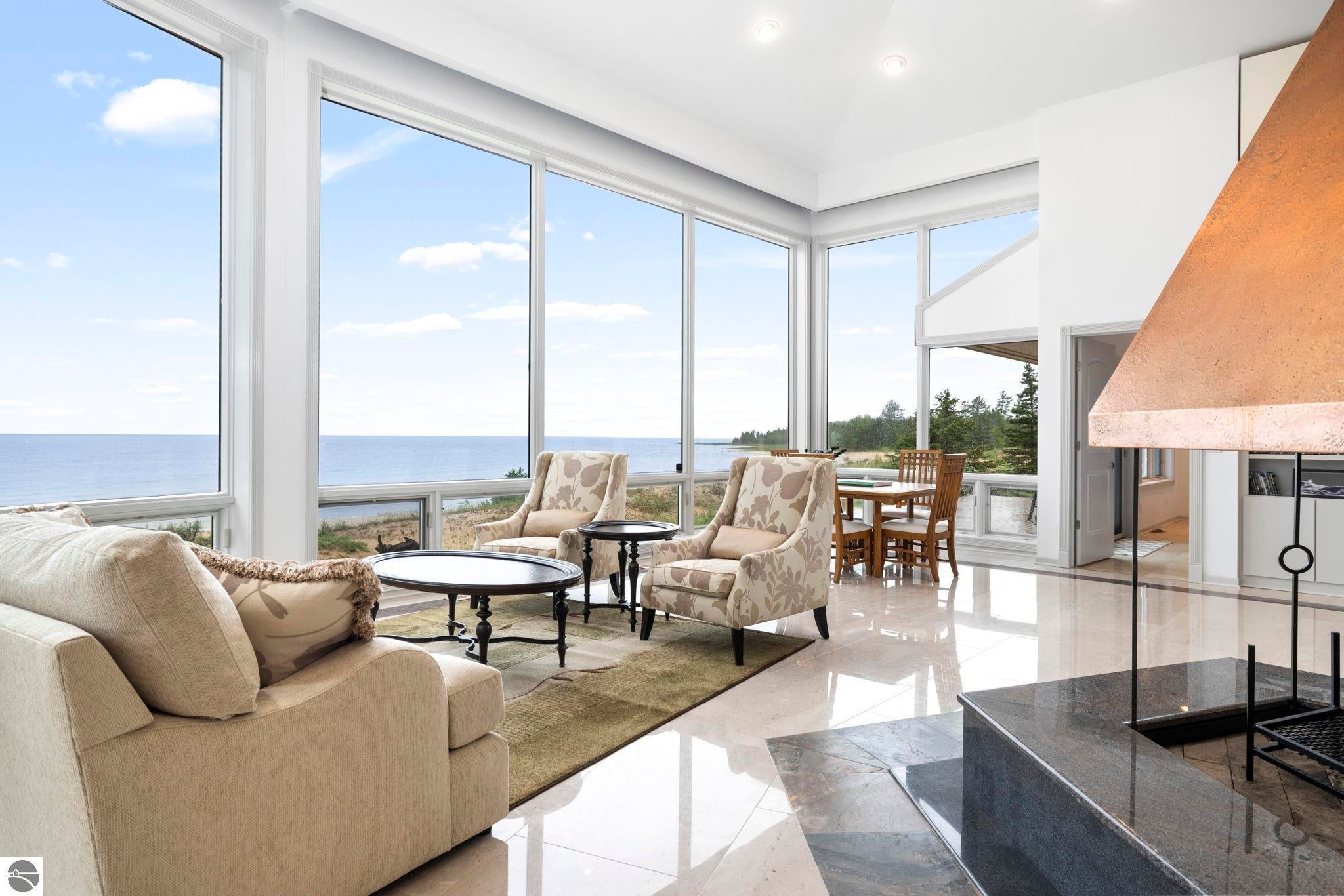 Manistique, Michigan, 49854, United States, 5 Bedrooms Bedrooms, ,5 BathroomsBathrooms,Residential,Active,1778718