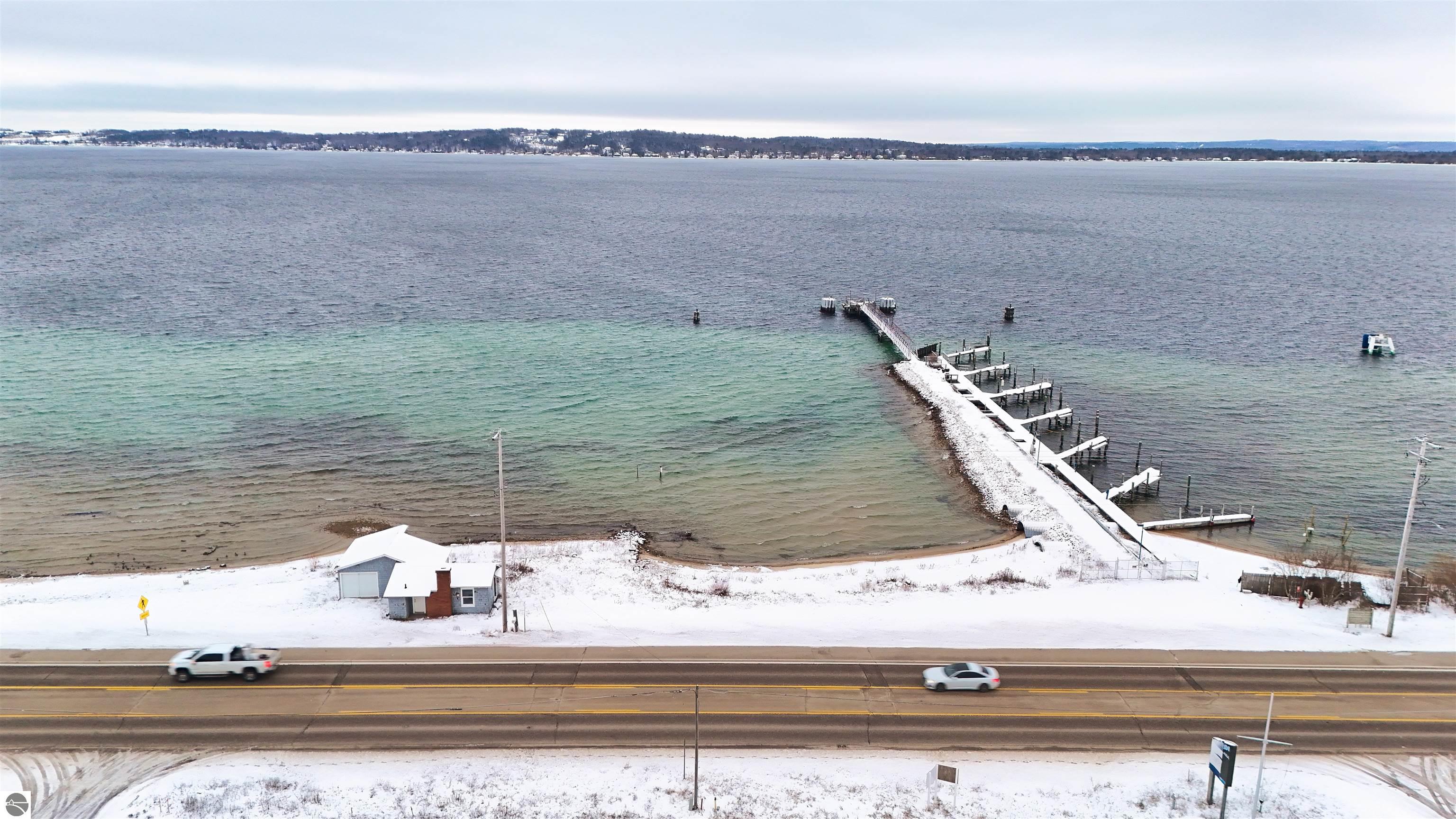 Traverse City, Michigan, 49684, United States, 1 Bedroom Bedrooms, ,1 BathroomBathrooms,Residential,Contingent,1929461