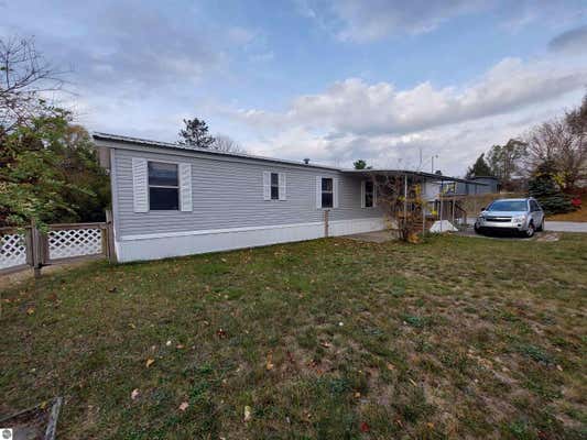 5011 S SILVER LAKE VIEW CT, TRAVERSE CITY, MI 49685 - Image 1