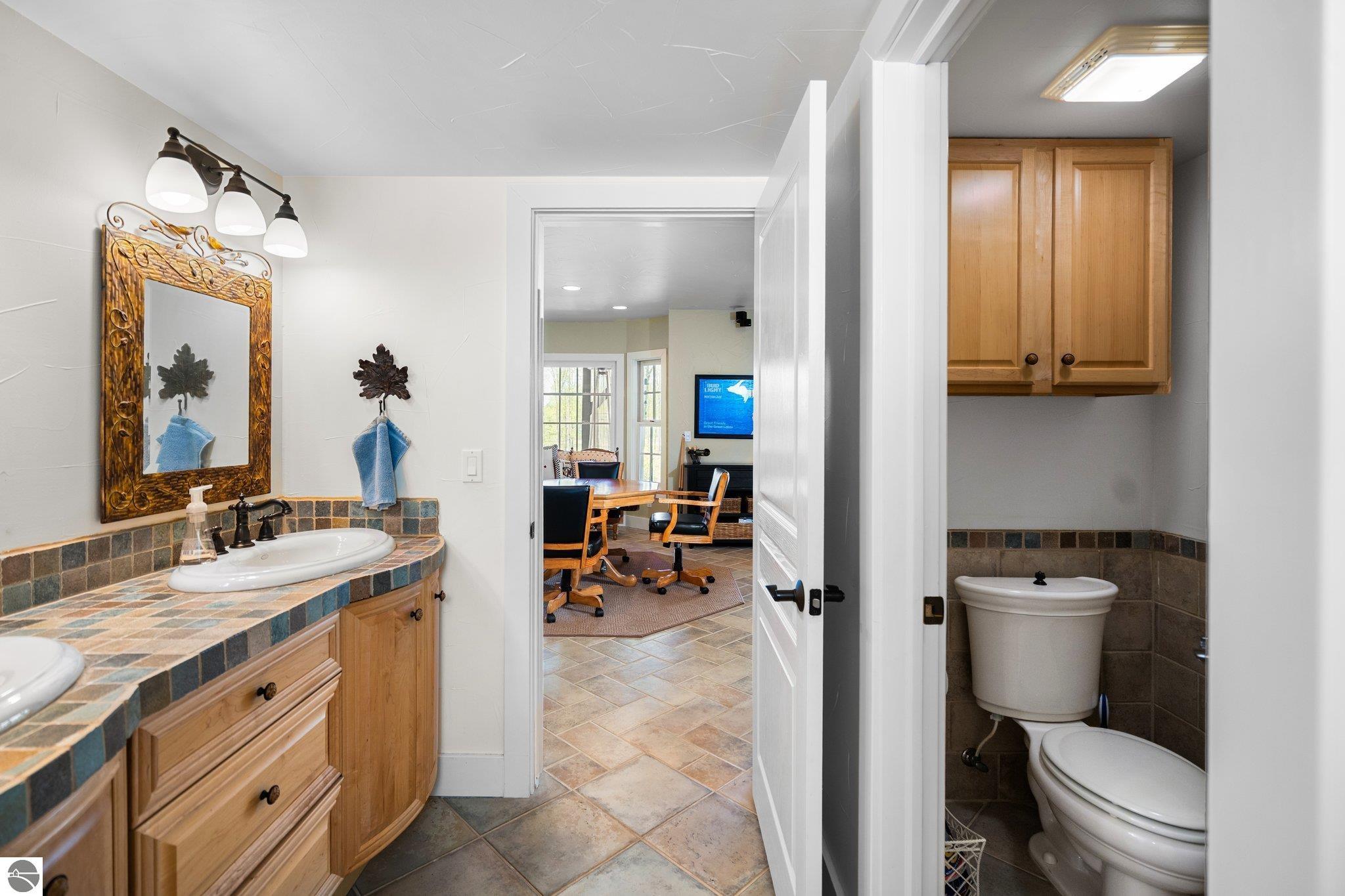 Thompsonville, Michigan, 49683, United States, 5 Bedrooms Bedrooms, ,6 BathroomsBathrooms,Residential,Active,1820794