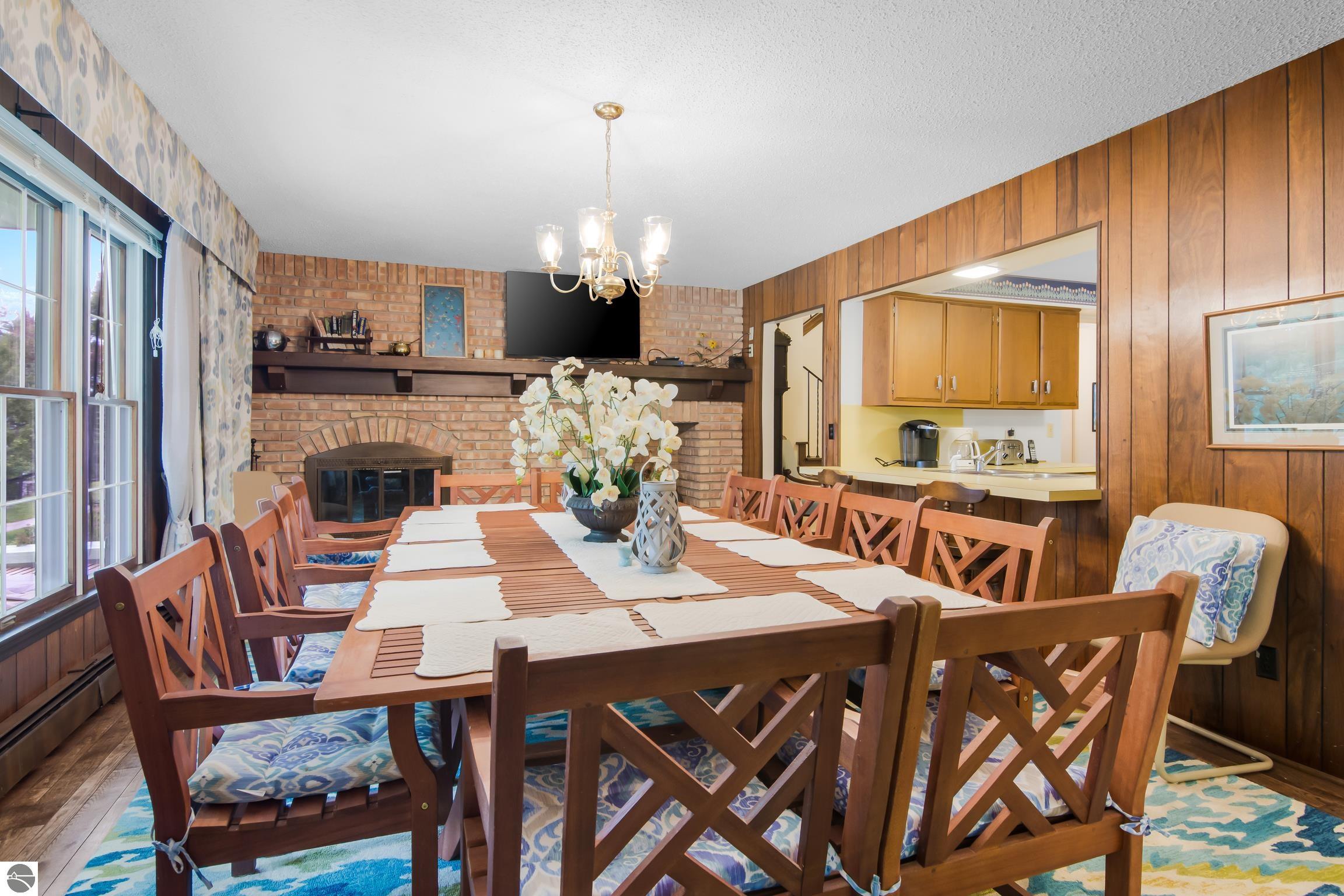 Bellaire, Michigan, 49615, United States, 7 Bedrooms Bedrooms, ,5 BathroomsBathrooms,Residential,Active,1920264