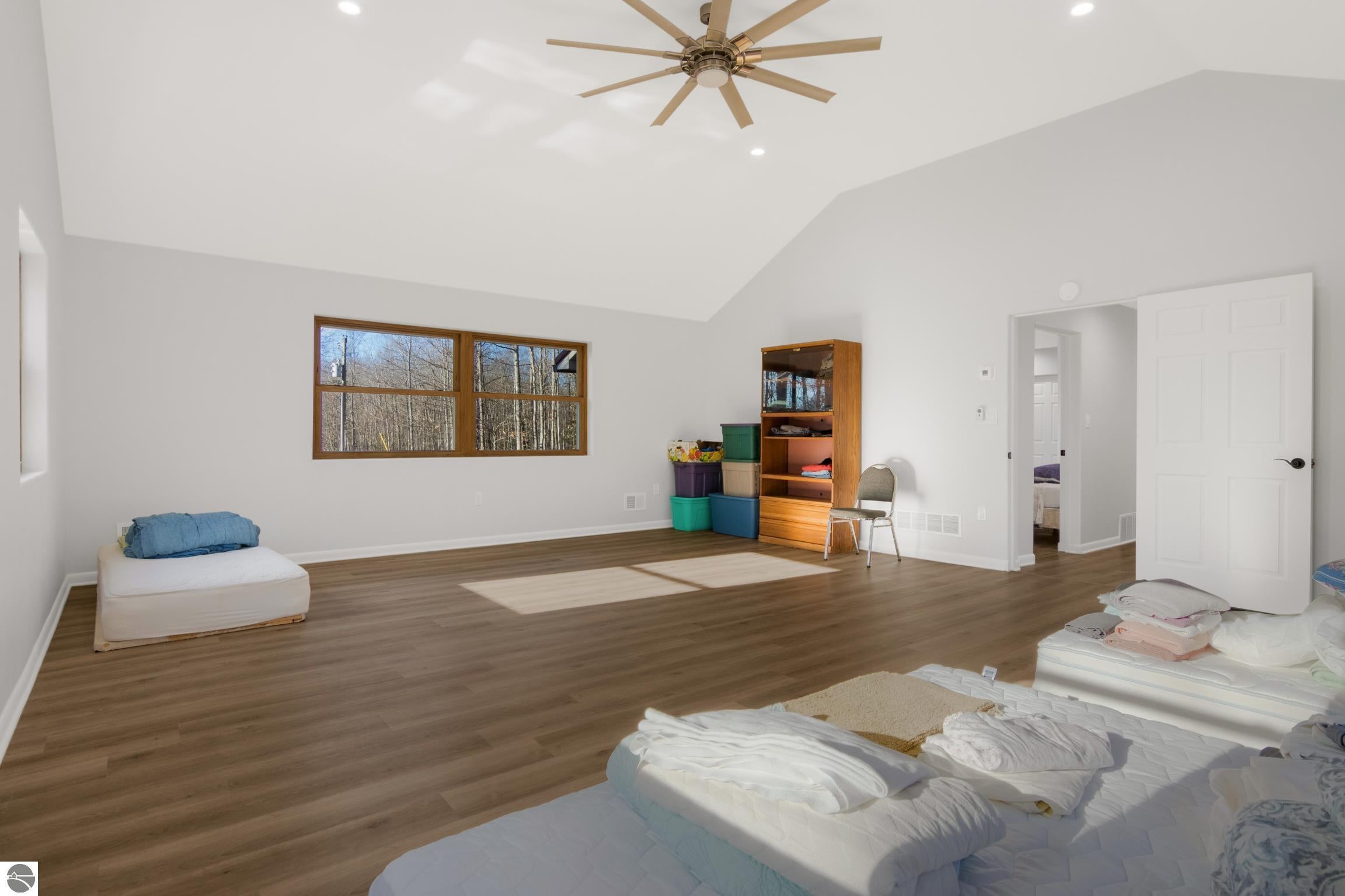 Kalkaska, Michigan, 49646, United States, 4 Bedrooms Bedrooms, ,5 BathroomsBathrooms,Residential,Active,1992305