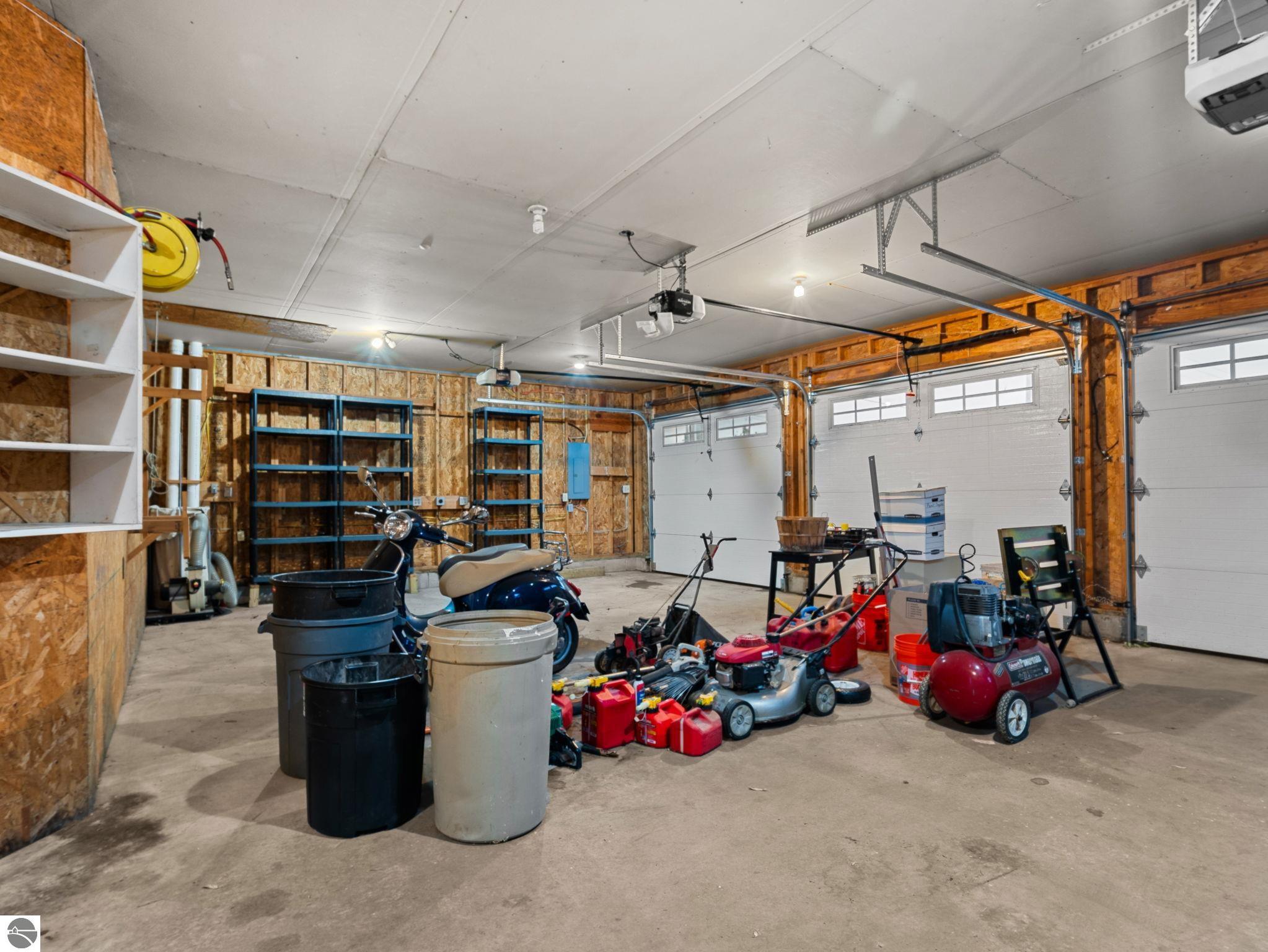 Traverse City, Michigan, 49686, United States, 4 Bedrooms Bedrooms, ,4 BathroomsBathrooms,Residential,Active,1990613